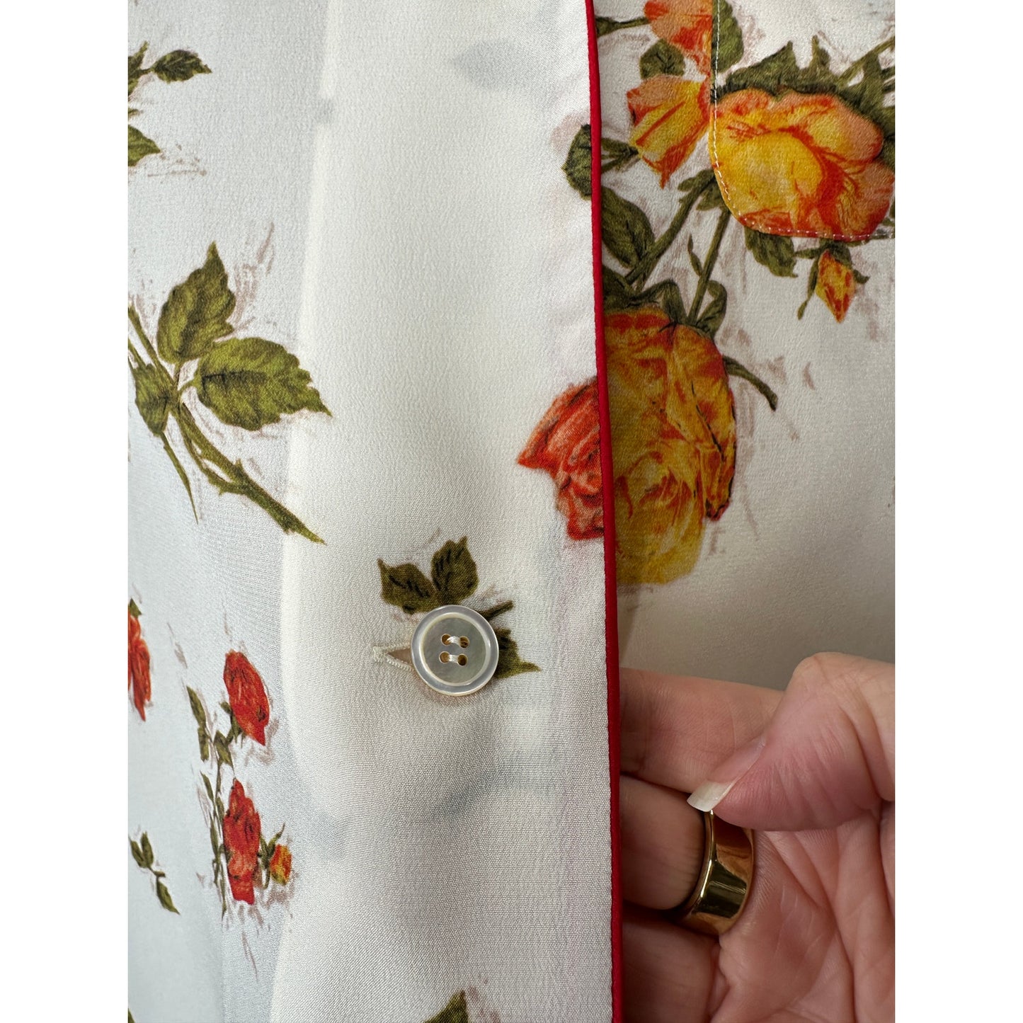 Alexander McQueen Cream Multi Color Floral Long Sleeve Button Pajama Top 44 / M