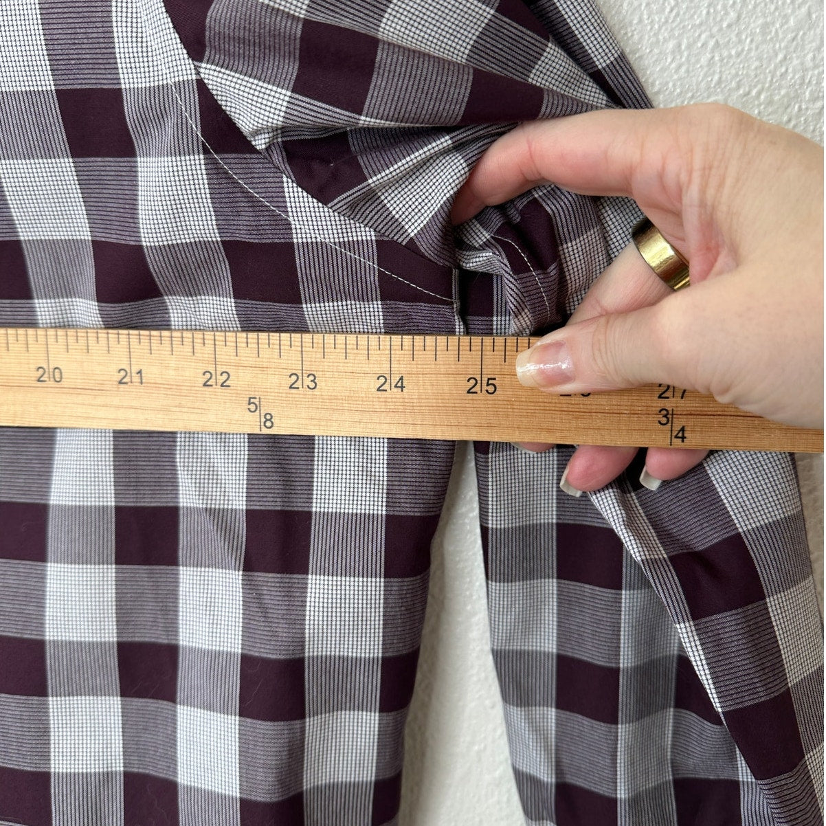 Banana Republic Men's Camden Fit Purple & White Plaid Button Shirt XL