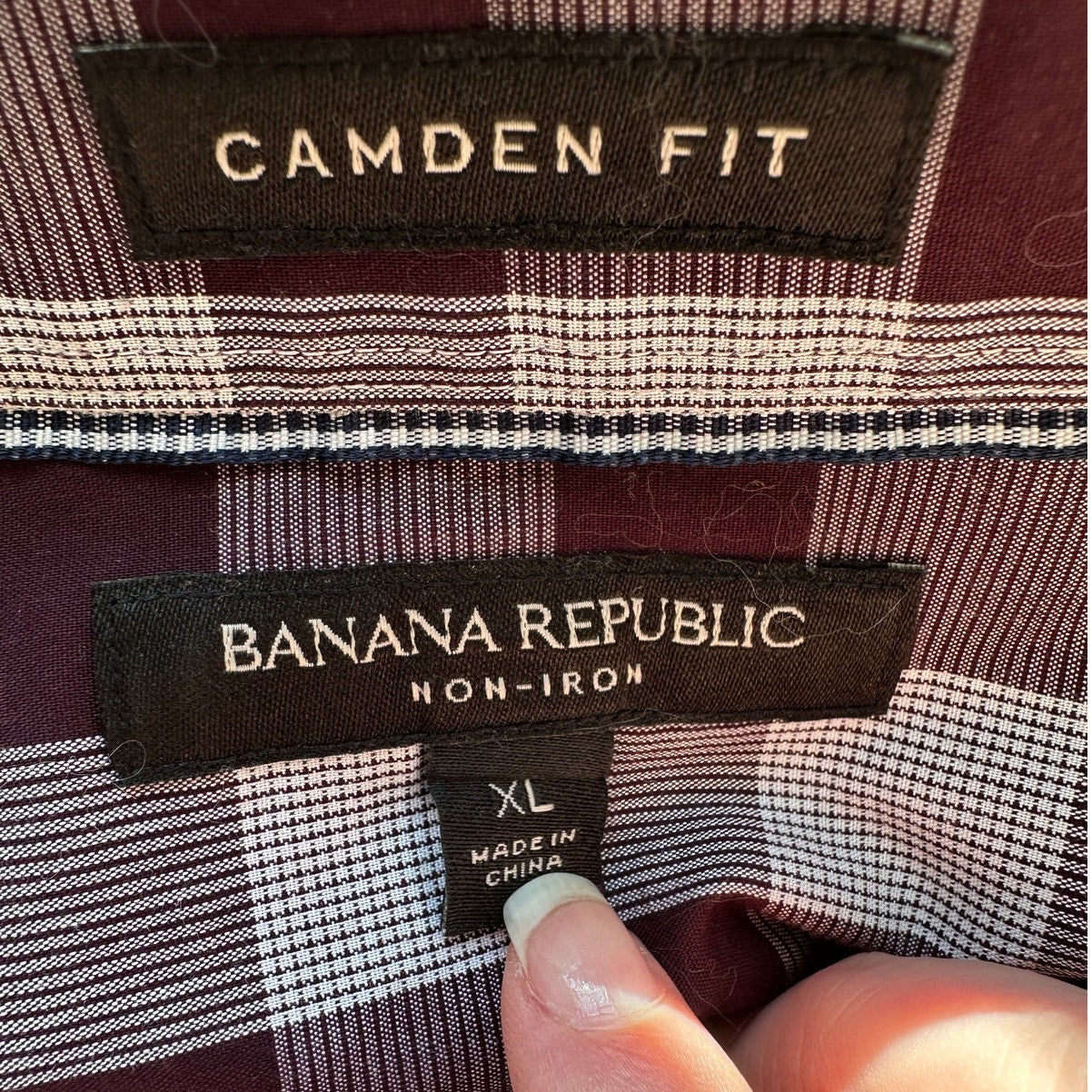 Banana Republic Men's Camden Fit Purple & White Plaid Button Shirt XL
