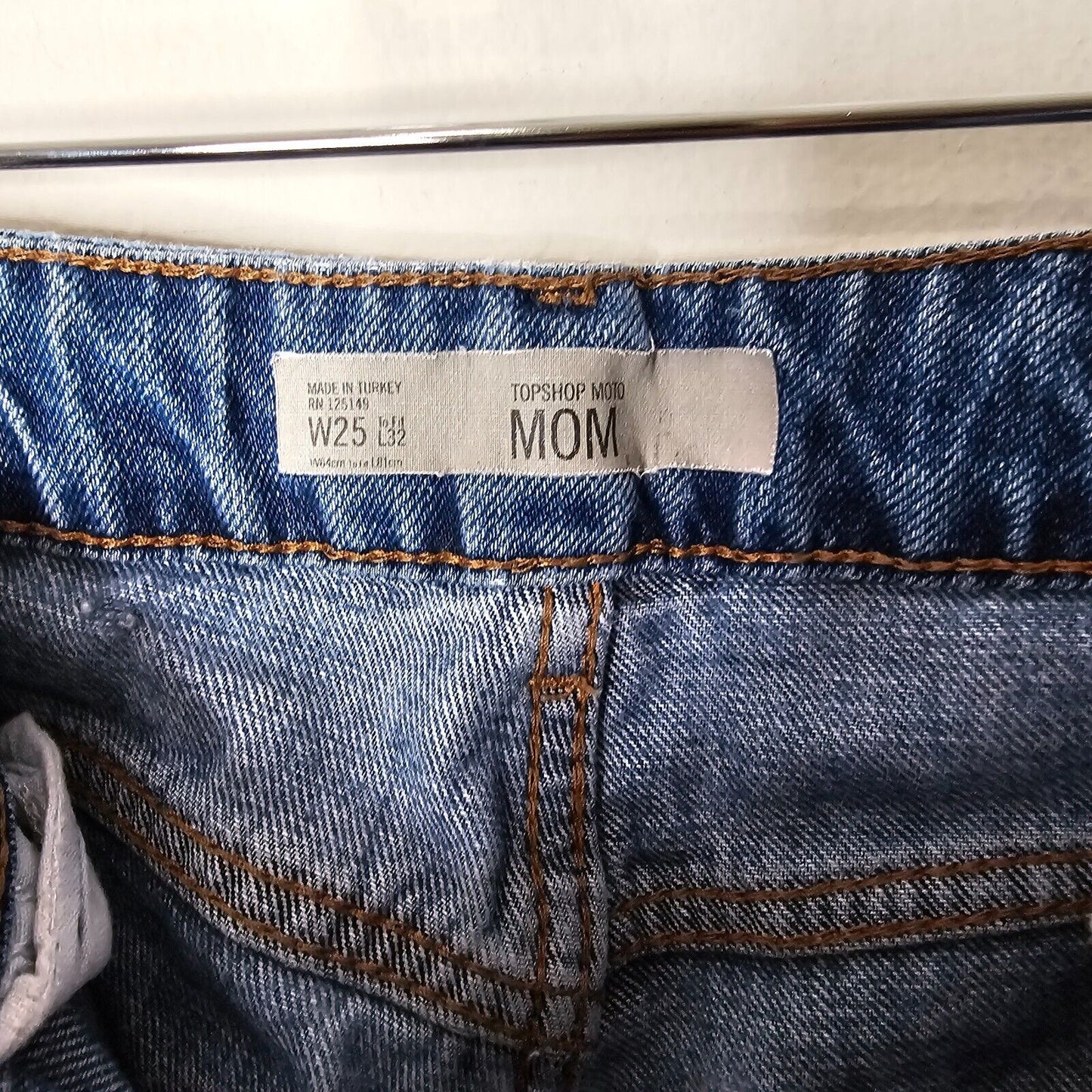 Topshop Medium Blue Wash Moto Mom Jeans 5-Pocket Distressed Straight Leg 25