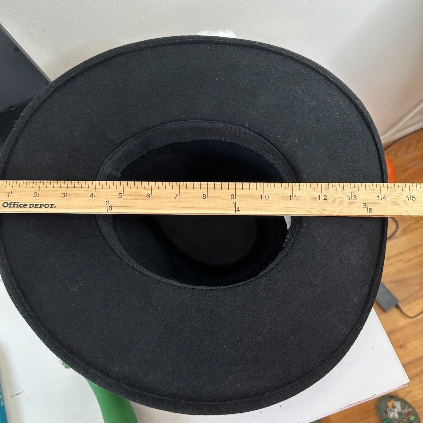 NWOT Sturdy Black Teardrop Round Wide Brim Wool Fedora Unisex