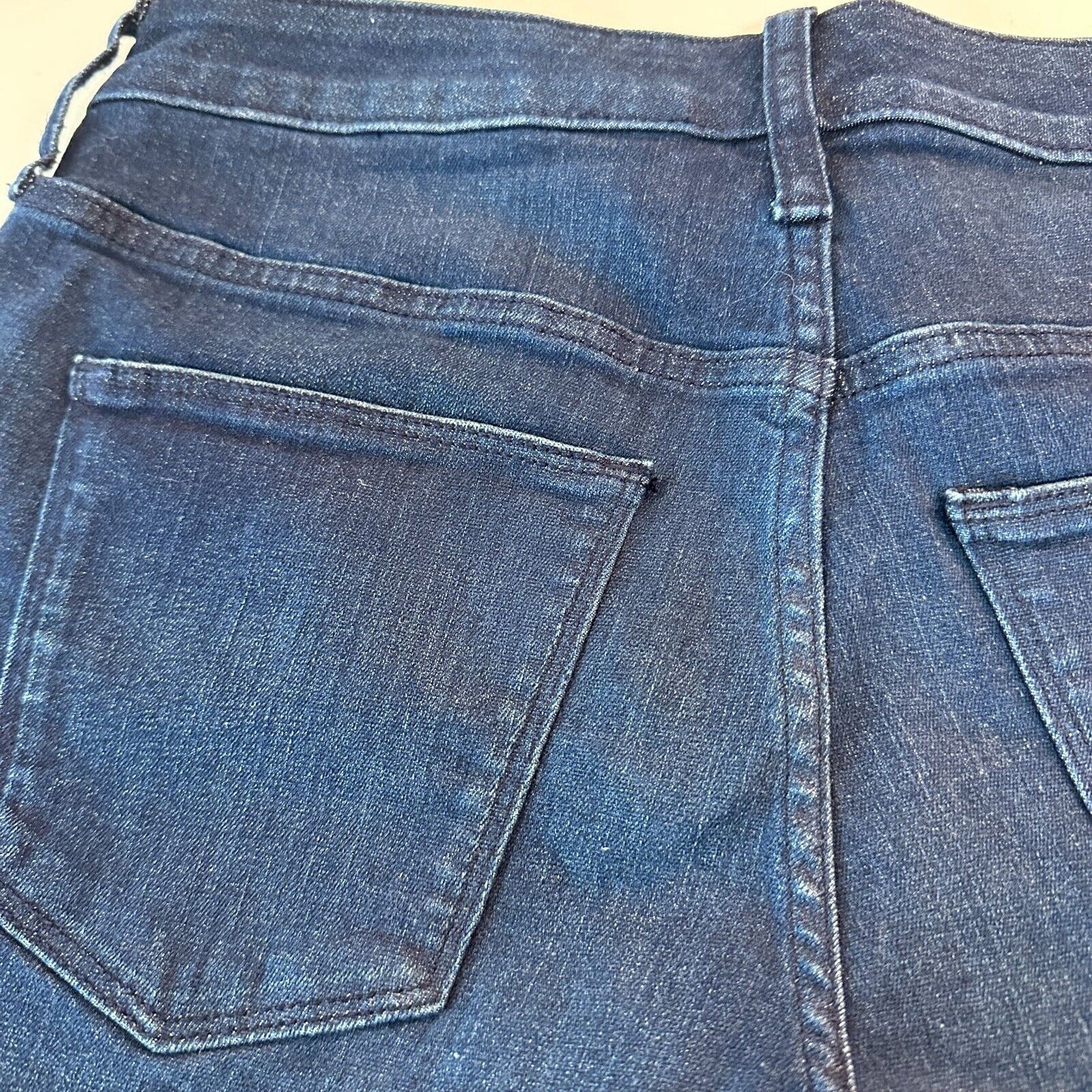 Universal Thread Hi-Rise Mini Dark Distressed Denim Cuff Jean Zip Shorts 6 / 28