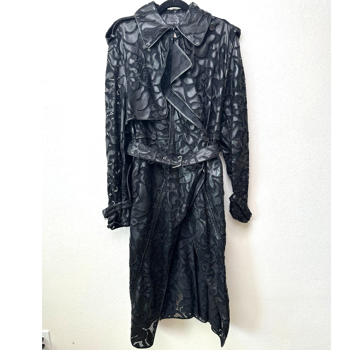 Alexander McQueen Black Leather Lace Belted Trench Coat Made in Italy 14