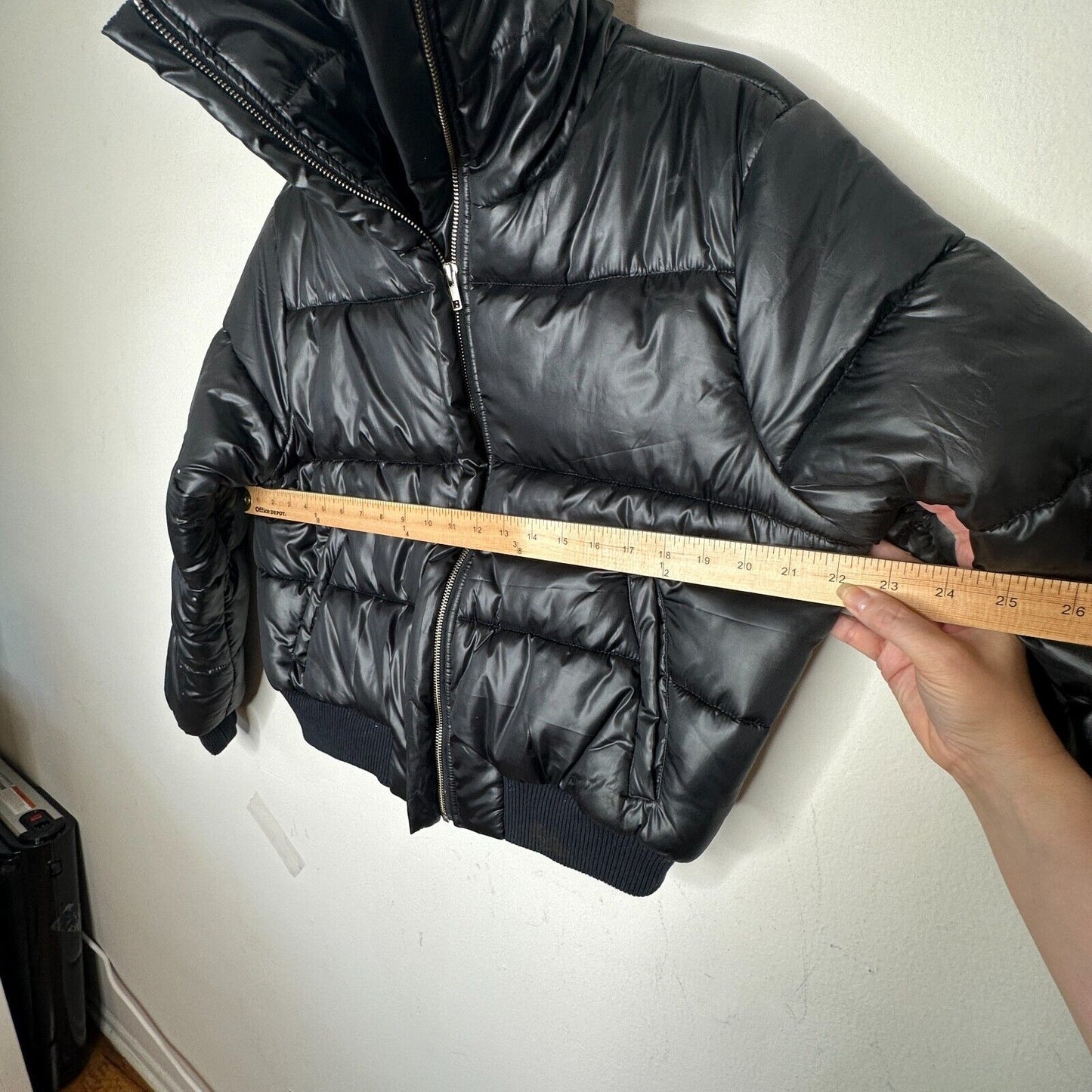Revolve Lovers + Friends Black Satin Puffer Jacket Banded Hem & Cuff Zip L