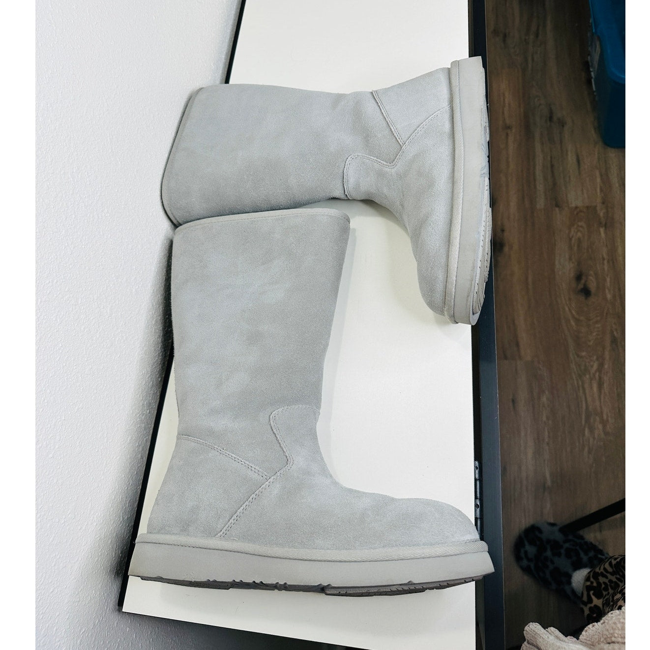 Ugg Blue Gray Alber Flat Heel Shearling Lined Suede Boot Side Zip 8
