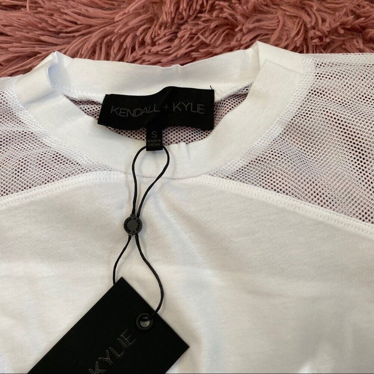 NWT Kendall & Kylie White Mesh Shoulder Raw Hem Long Sleeve Crop Blouse S