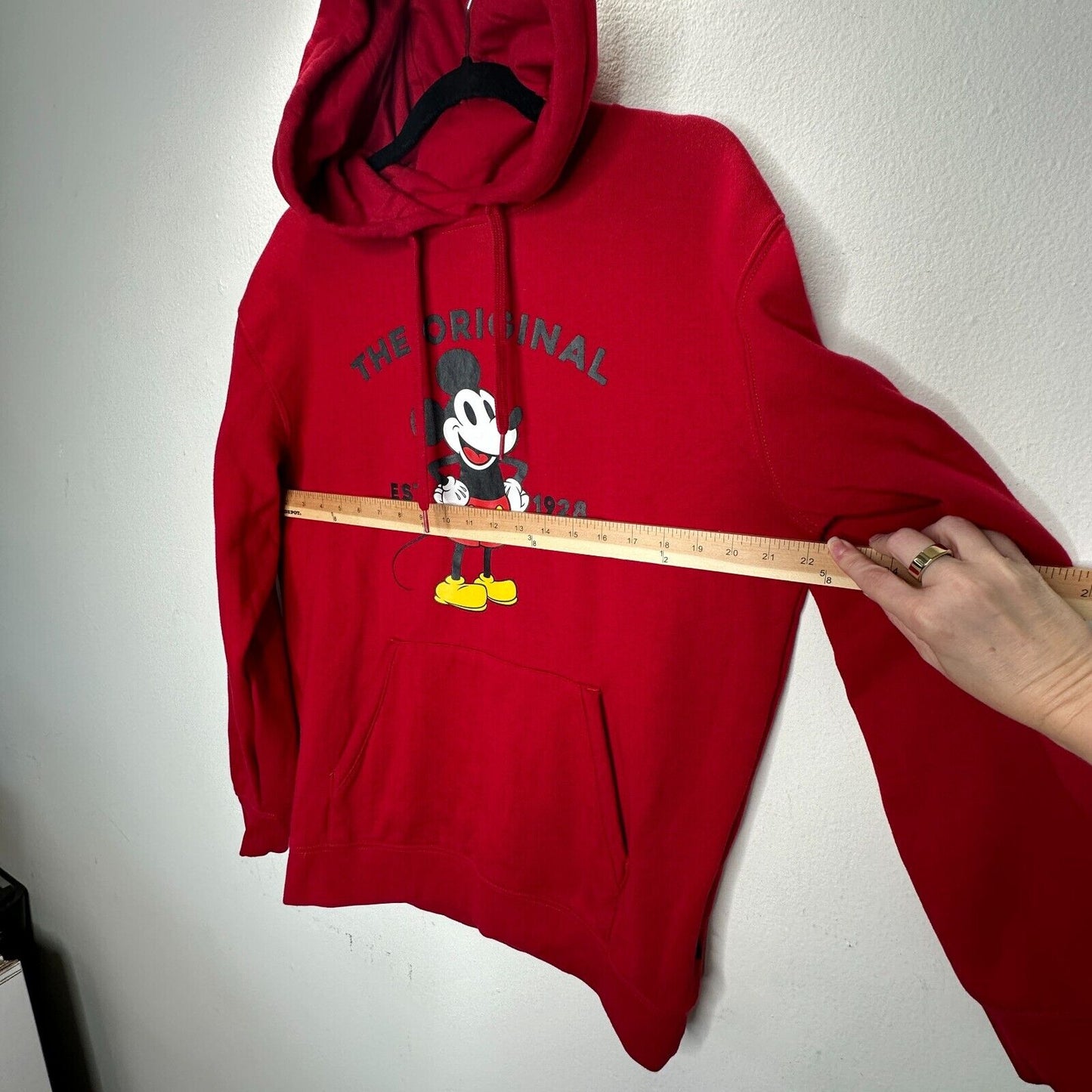 Disney X Vans Red Mickeys 90 Anniversary Front Pocket Pullover Fleece Hoodie M