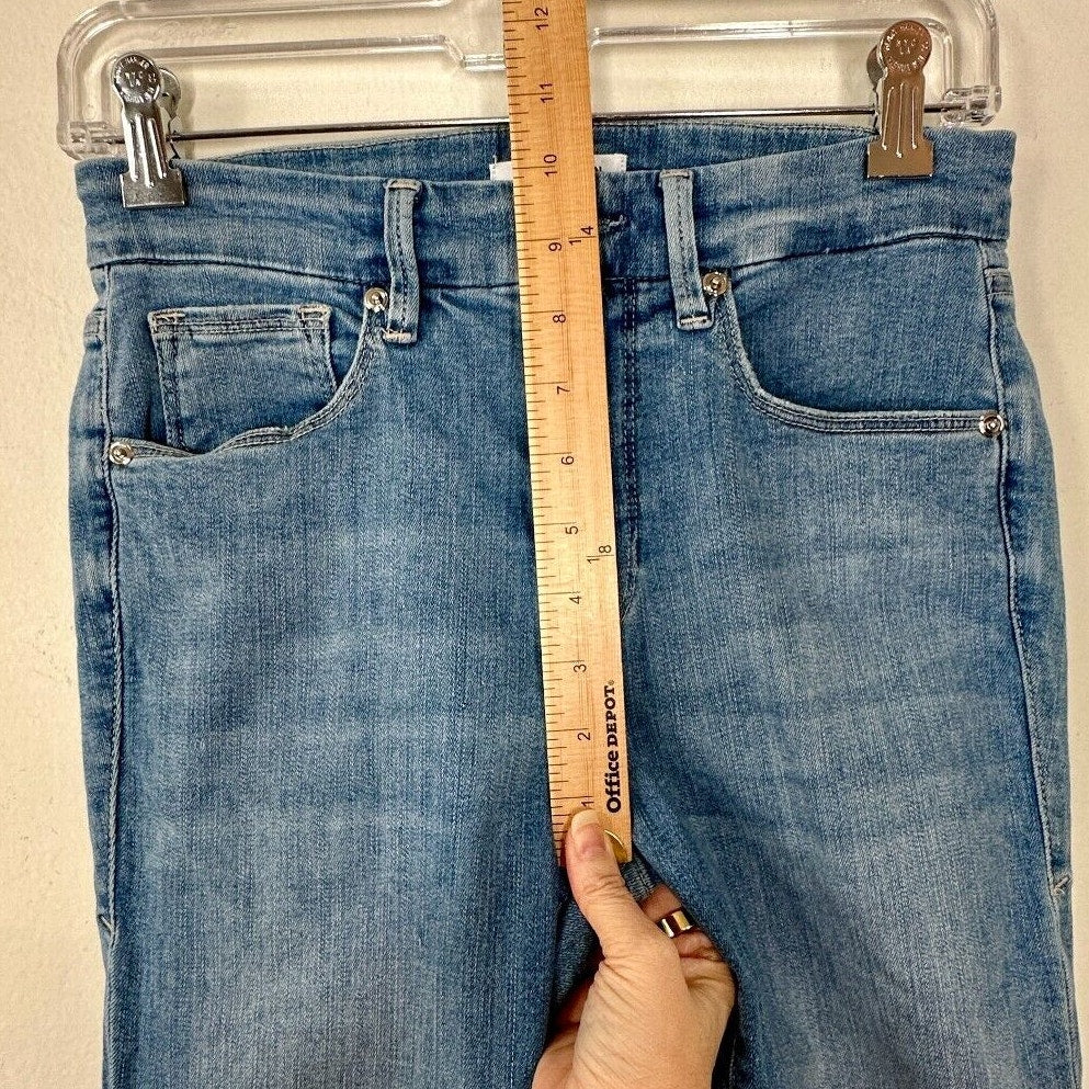 Good American Blue Good Legs Cropped Mid-Rise Body Hug Booty Shaping Raw Hem 28