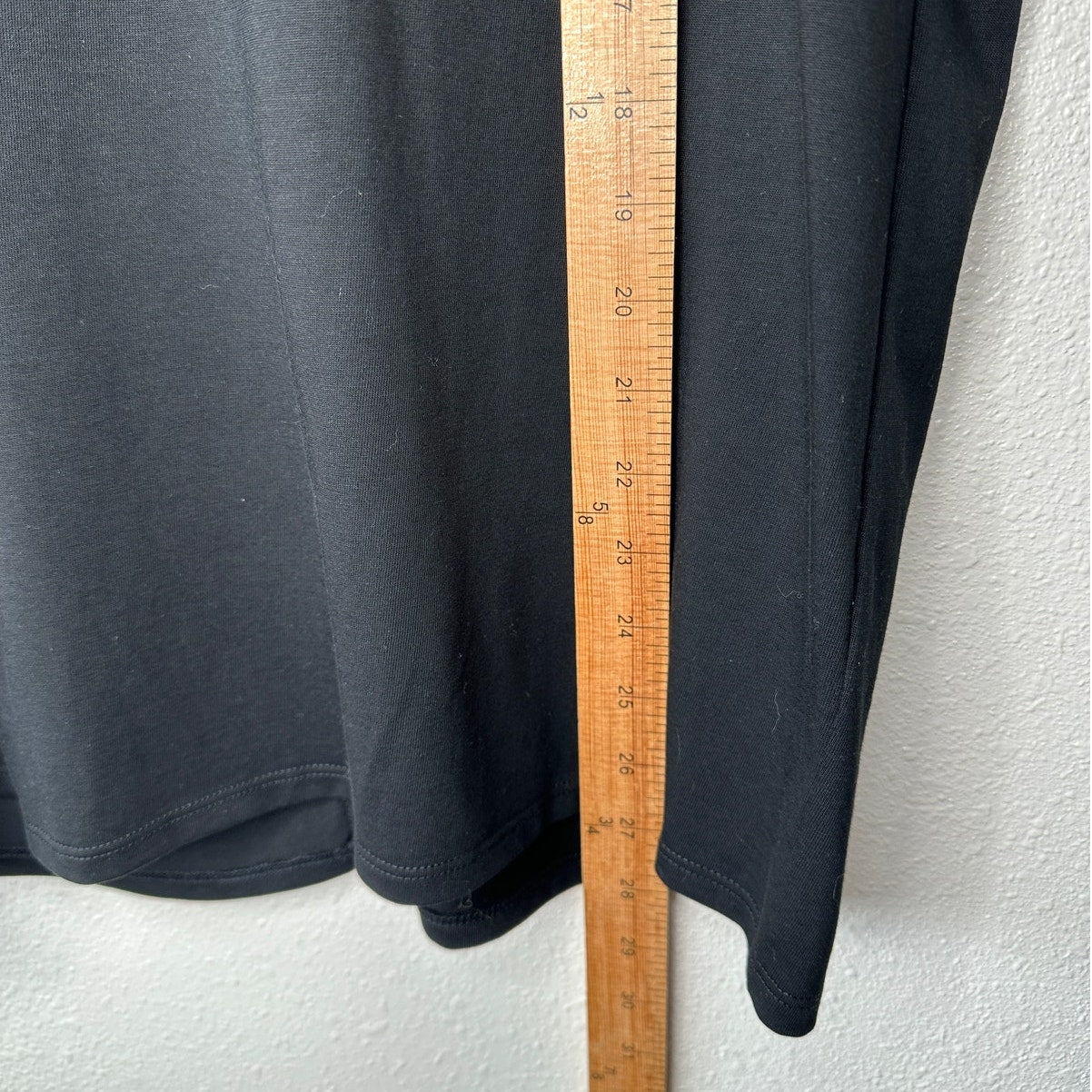 NWT The Row Black Chiara Round Neck Short Sleeve 100% Pima Cotton Top L