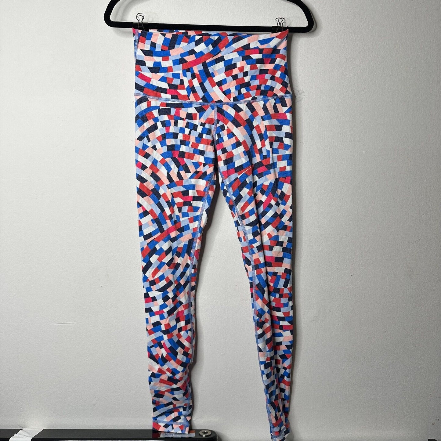 Lululemon Wunder Under Multi Blue Red White Geometric Capoeira Leggings 8
