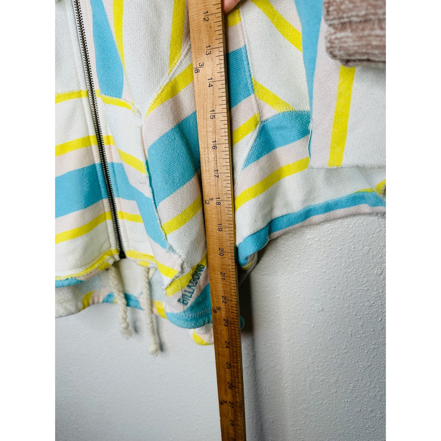 Billabong White Blue Yellow Batwing Front Zip Raw Hem Hooded Sweater S