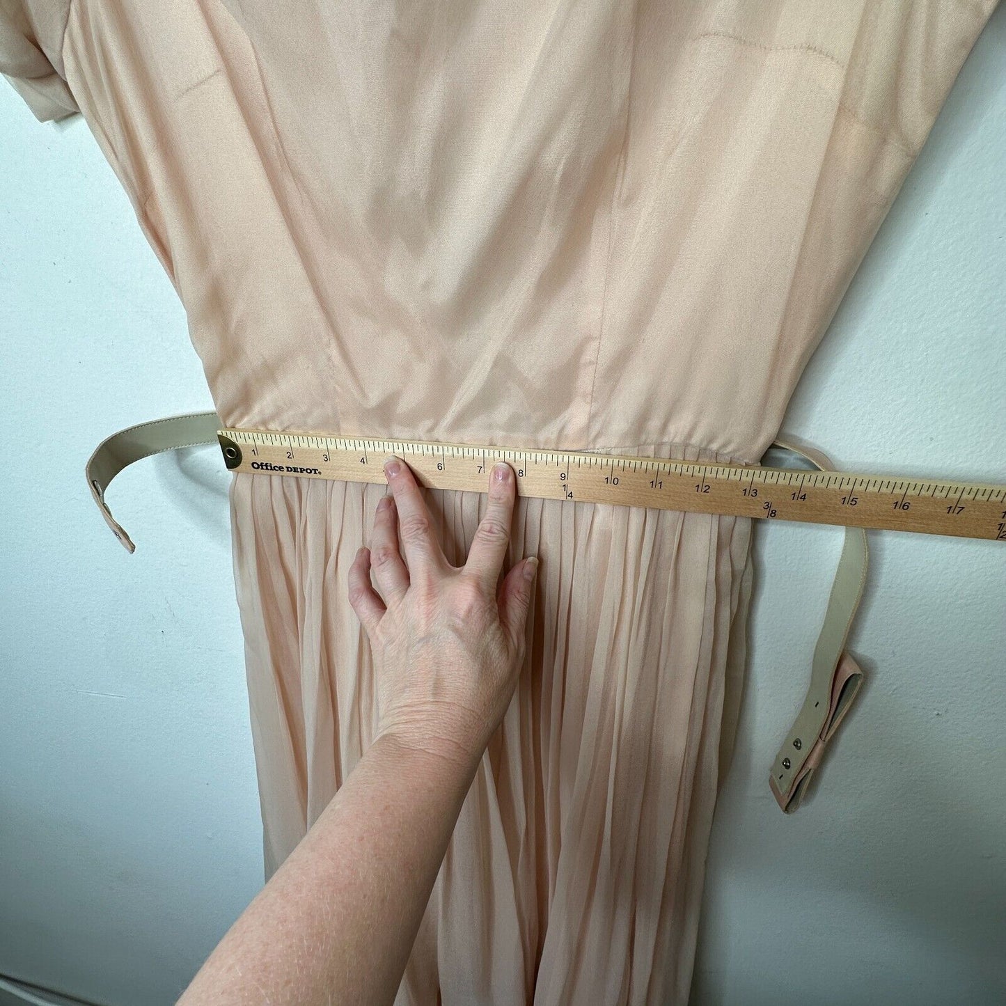 Vintage Size 15 Peach Chiffon Pleated Belted Sleeveless Dress Drape Neck BackZip