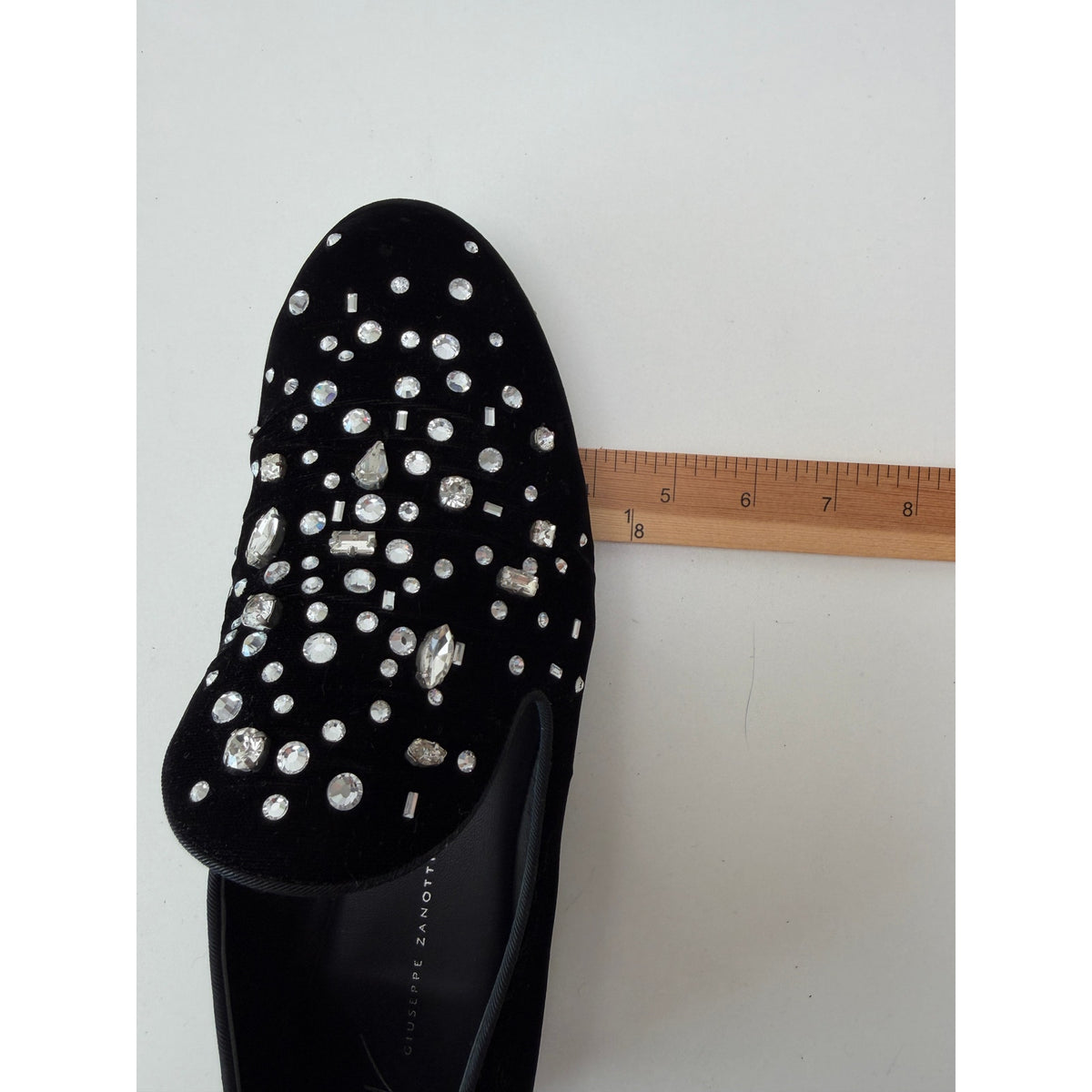 Giuseppe Zanotti Afelia Crystal Embellished Suede Loafers EU 43