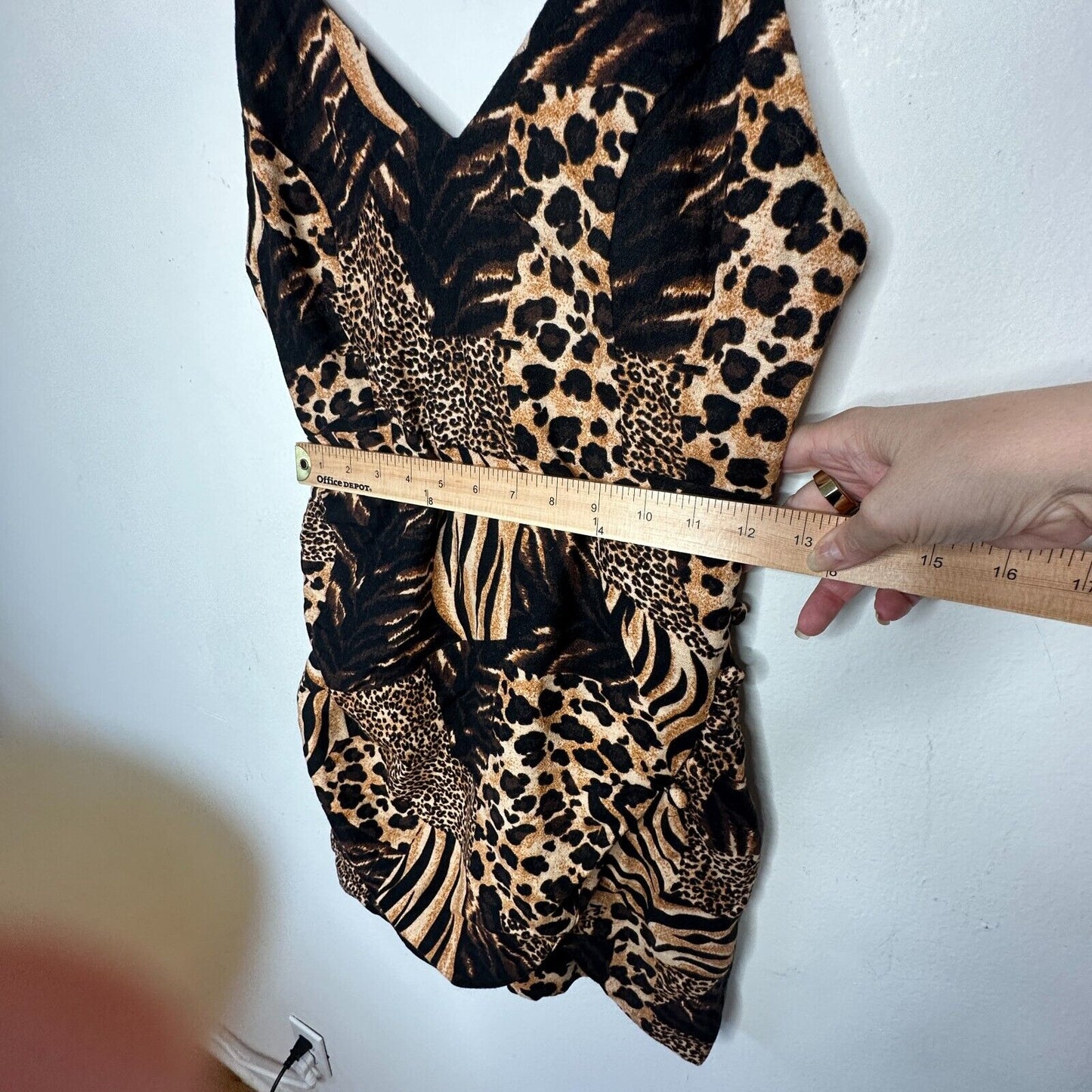 Urban Outfitters leopard Print V Neck Spaghetti Strap Tulip Hem Mini Dress Small