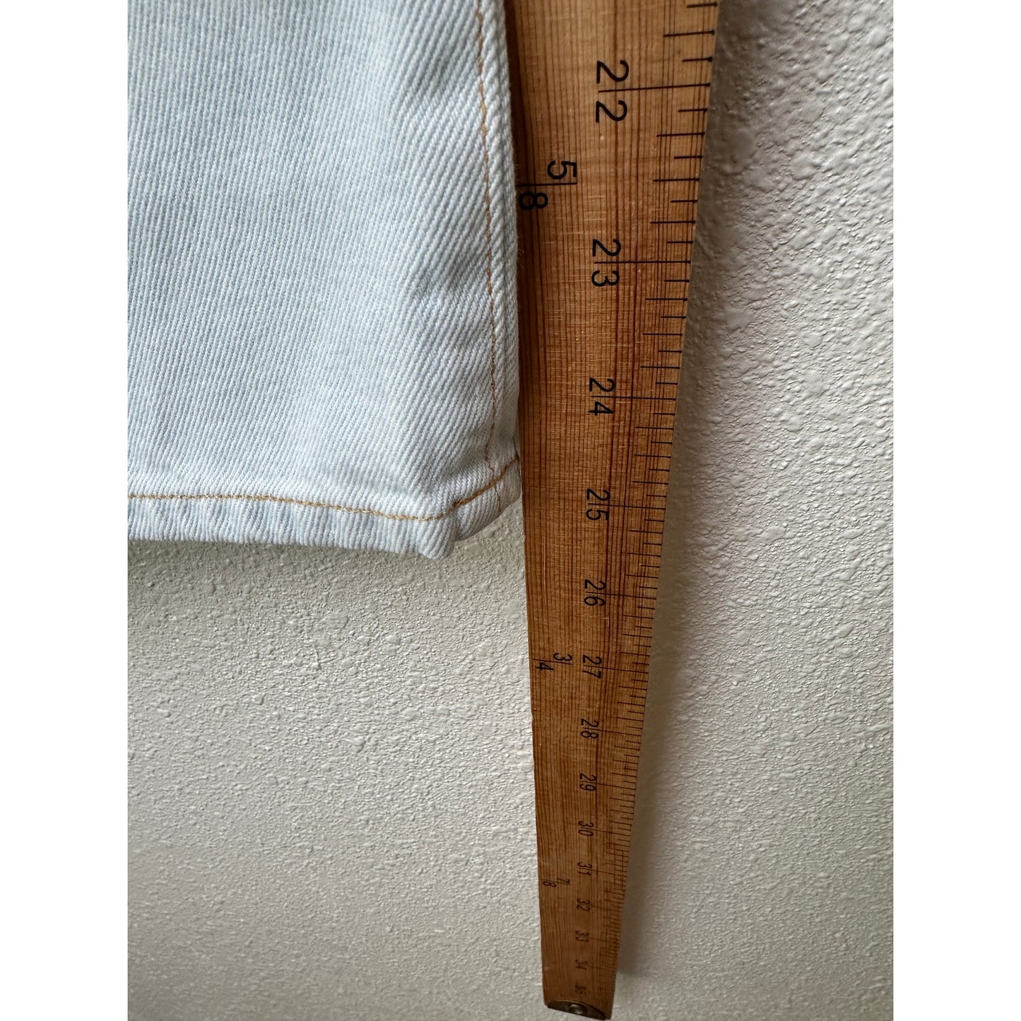 Goldsign Light Wash Straight Leg Jeans Women’s 29 Button Fly Made in USA