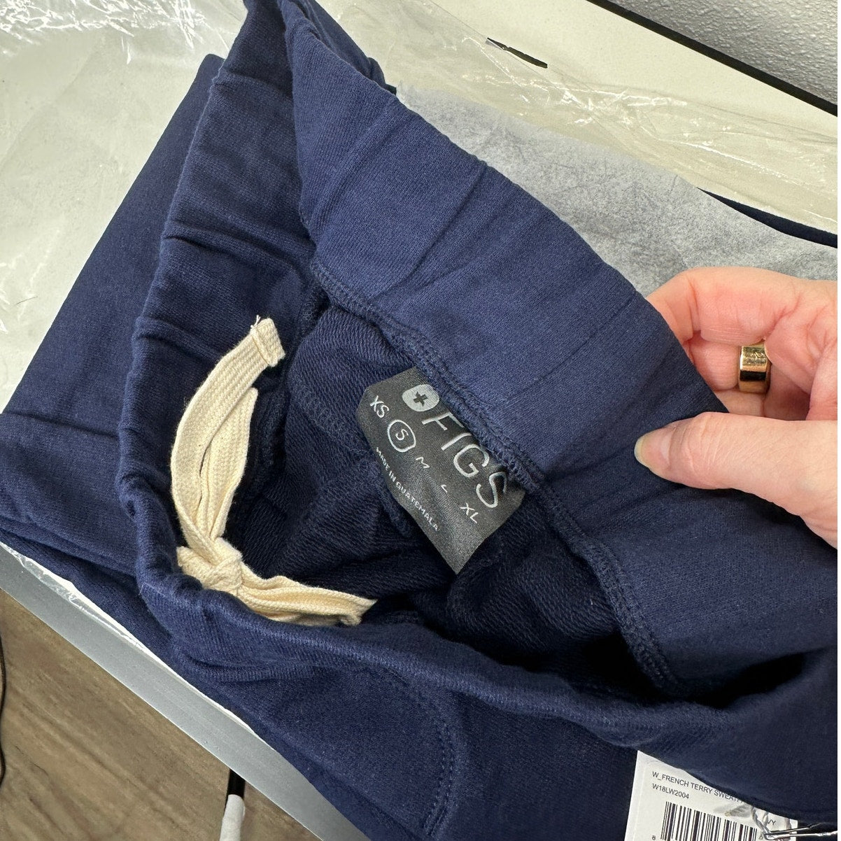 NWT Figs Navy French Terry Sweatpants Elastic Waist Scrubs S