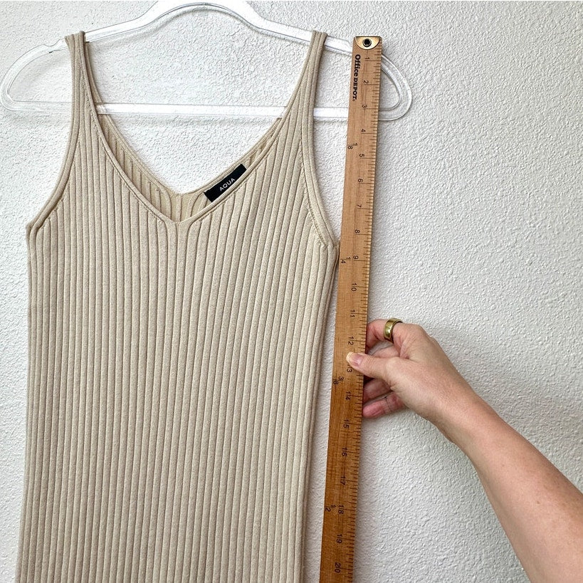 Aqua Tan Ribbed VNeck Sleeveless Side Button Midi Dress L