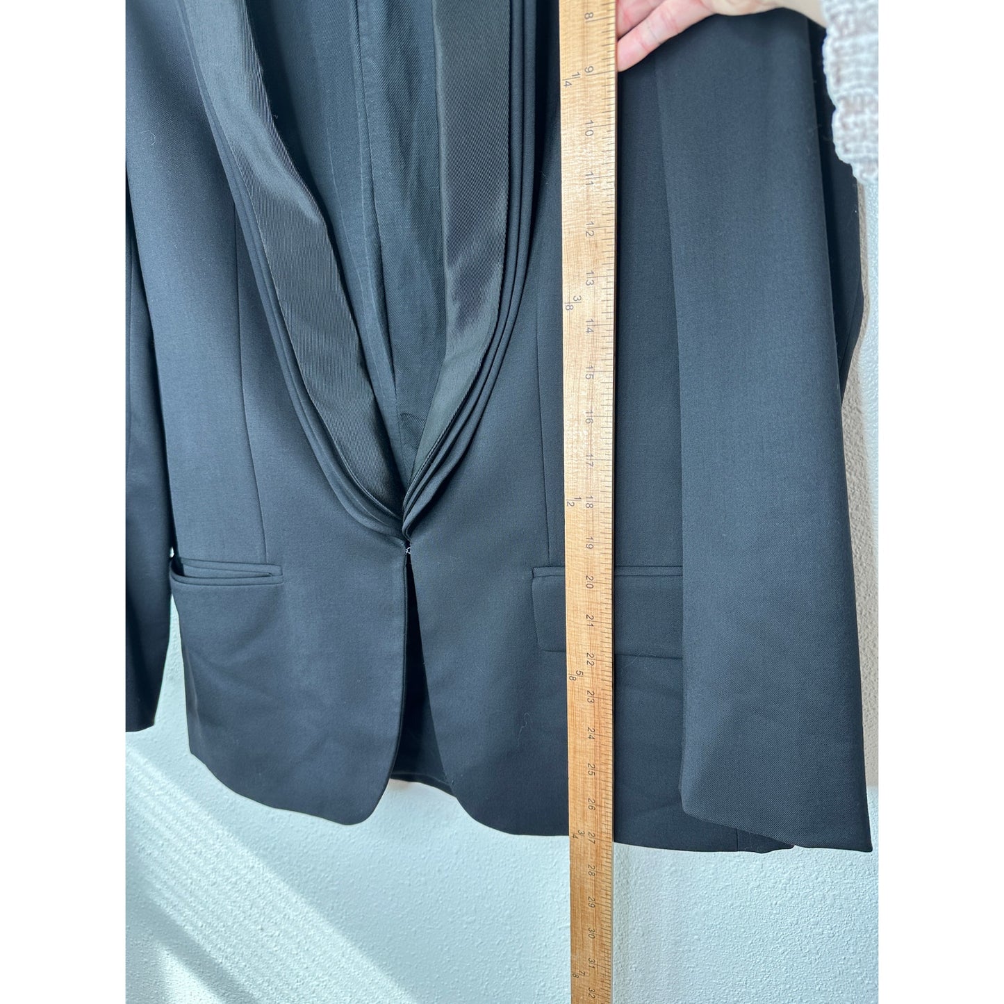 Stella McCartney Black Triple Pleat Satin Lapel Tuxedo Blazer 40 / 10