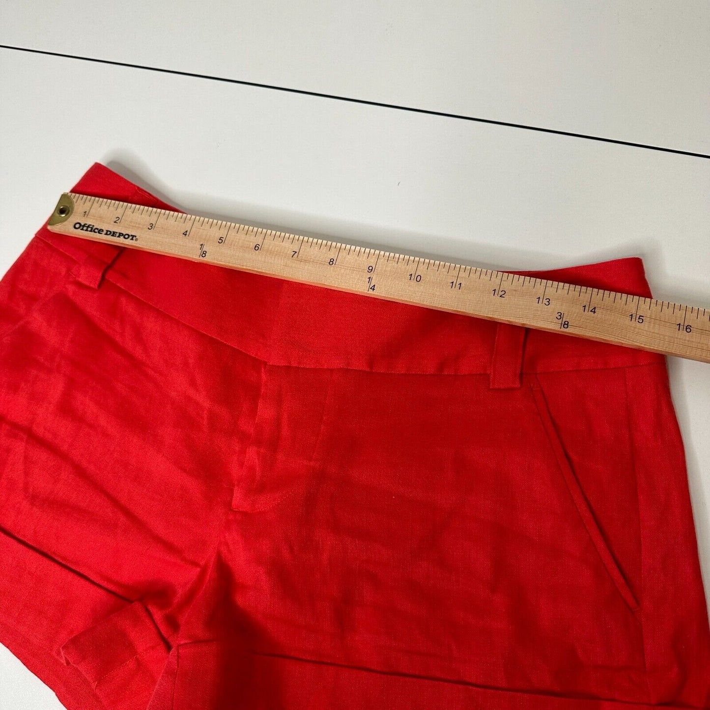Alice & Olivia Poppy Classic Cady Cuffed Twill Shorts Mid Rise Slash Pockets Med