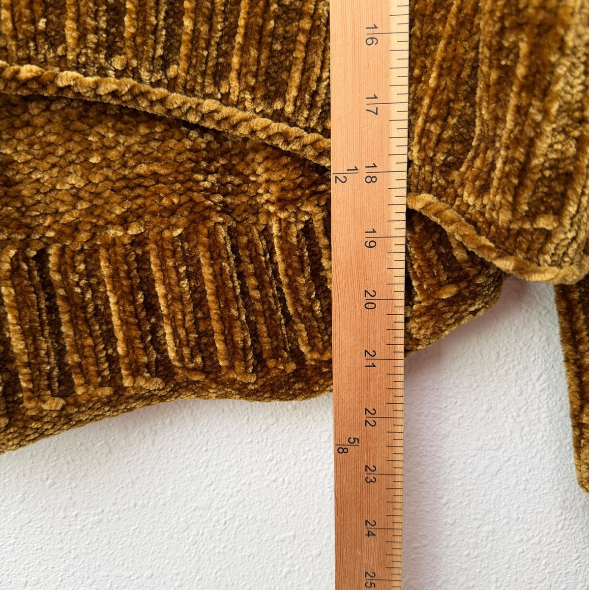 Zara Knit Mustard Gold Chenille Cropped High Low Sweater Women's US S