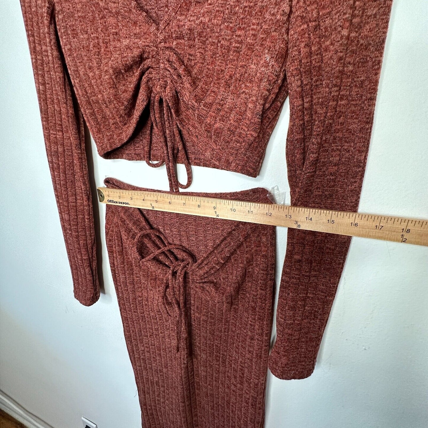 Beige Botany Rust Copper 2-Piece Ribbed Knit Skirt + Long Sleeve V Neck Top M