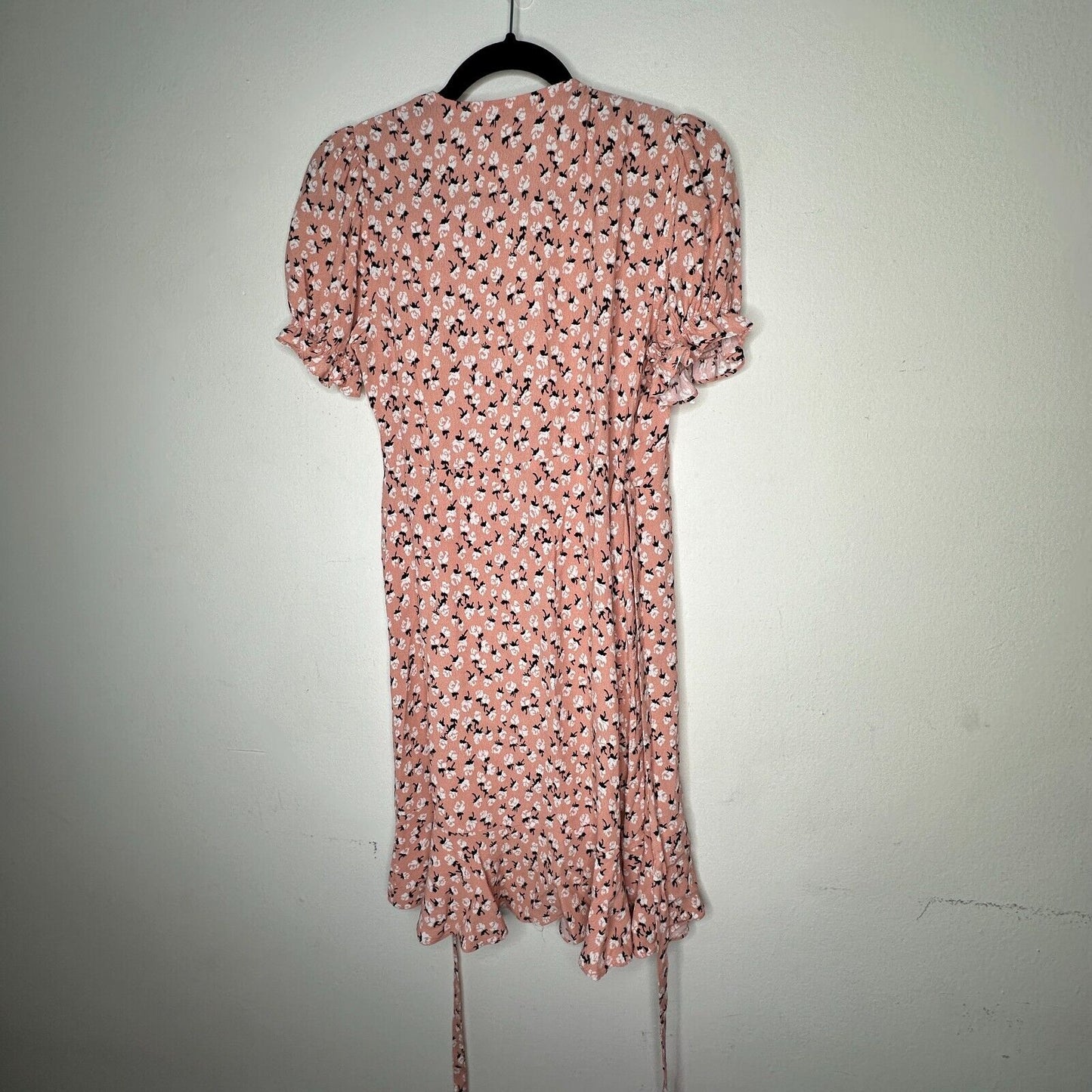 Diane Von Furstenberg Peach White Black Floral Ruffled Wrap Mini Puff Sleeve SM
