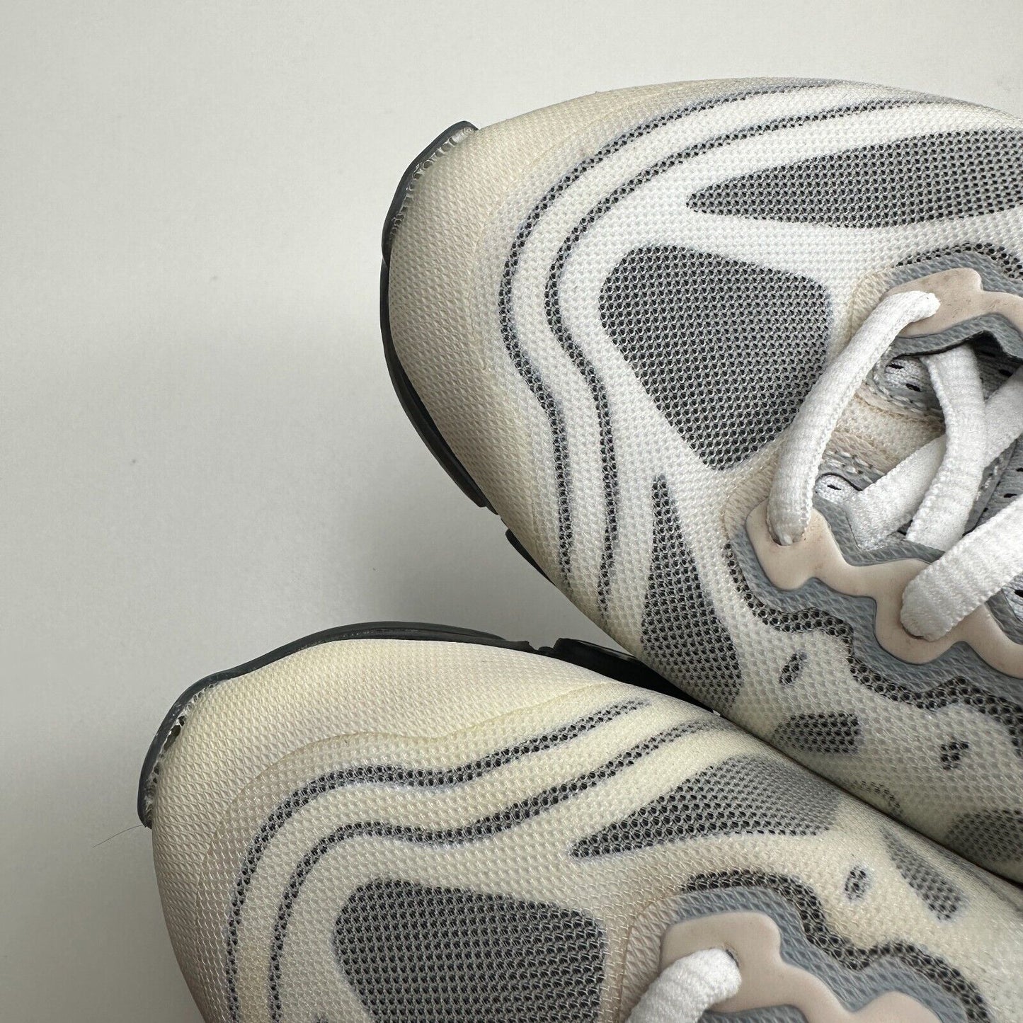 Nike Cream White Black Gray Tailwind 7 Max Air Womens Running Sneakers Size 9