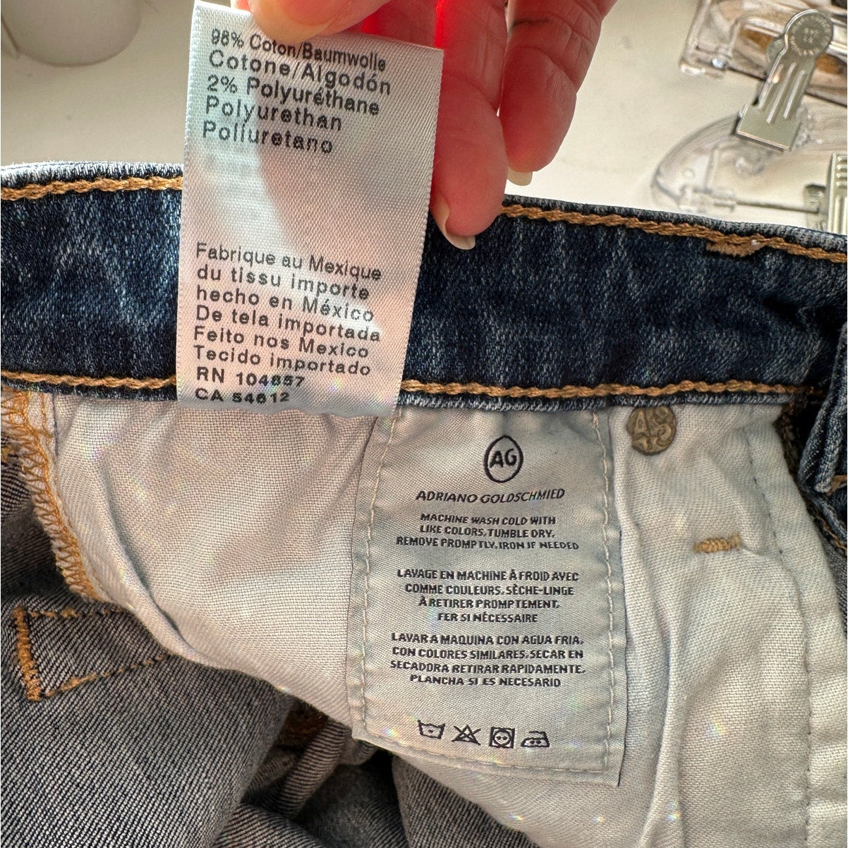 AG women’s The Stilt cigarette leg jeans medium wash US 29 raw hem