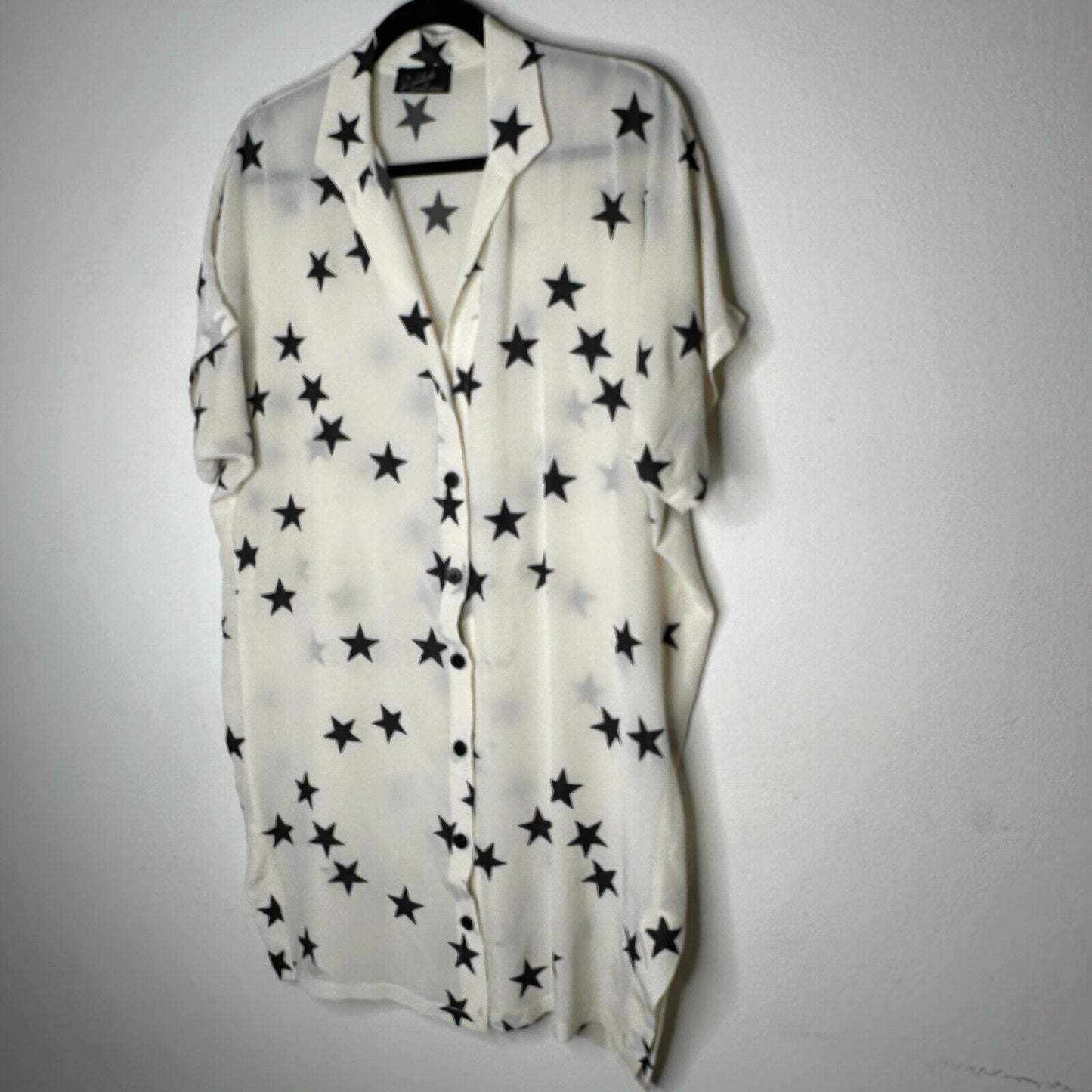 Ninivah Khomo Sheer Cream and Black Star Button Front Short Sleeve Tunic Top OS