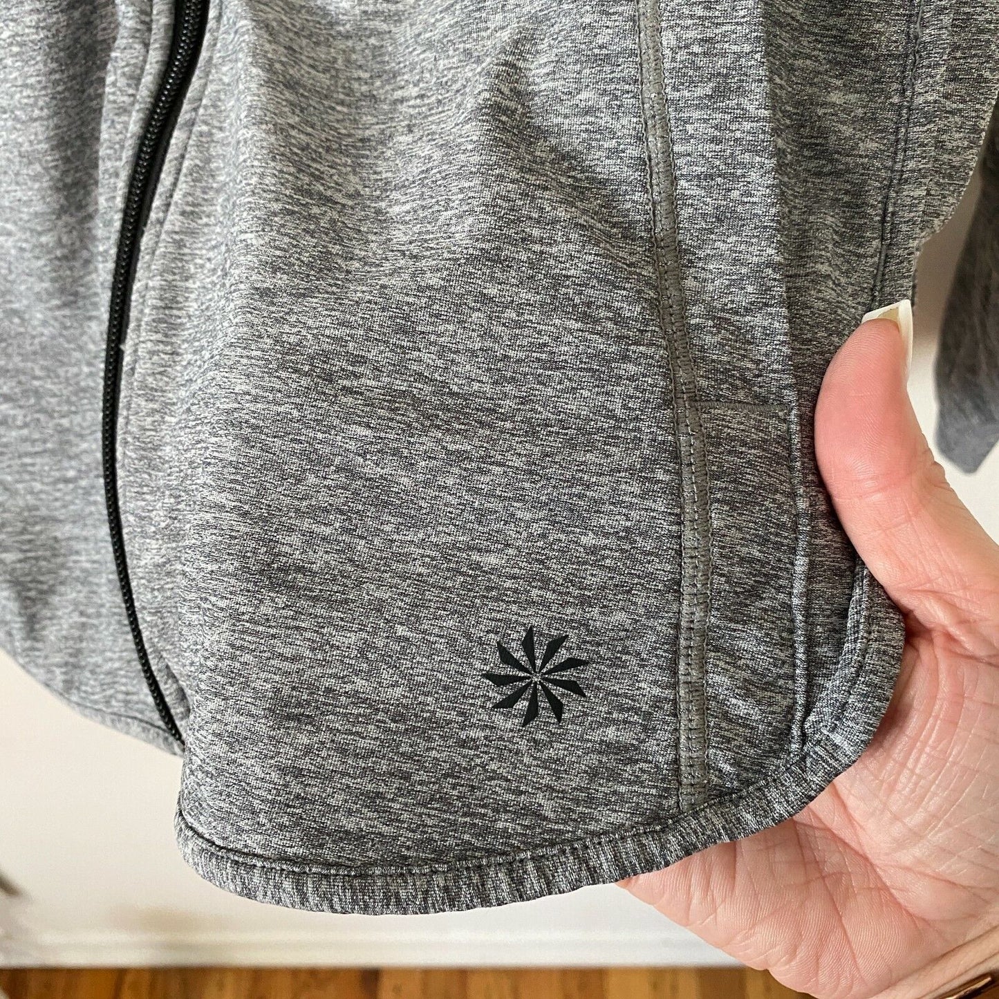 Athleta Med Gray Baja UPF 50+ Hooded Zip Jacket with Thumb Holes Arm Pockets XXS