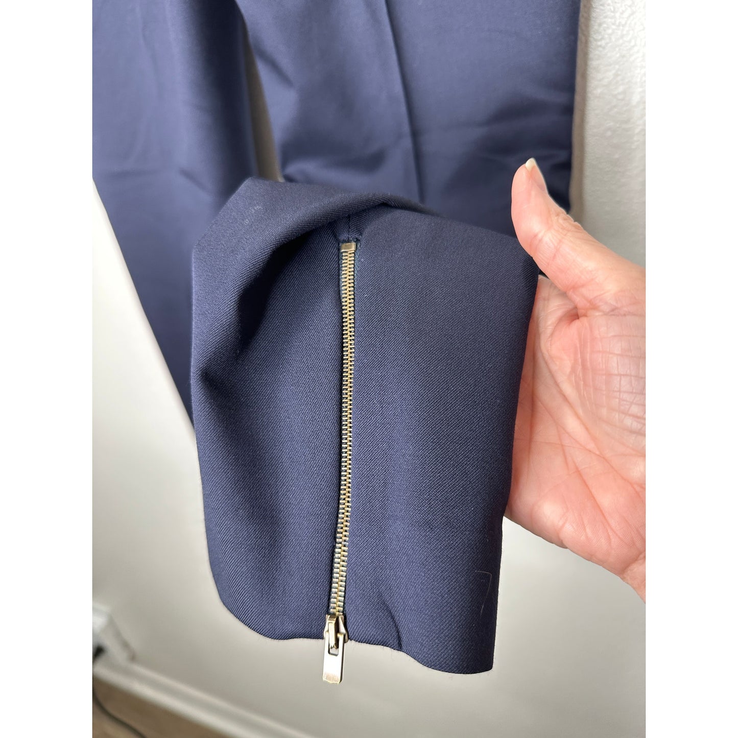 Stella McCartney Navy Vivian Wool Tapered Leg Zip Ankle Trouser Pant 40 / M