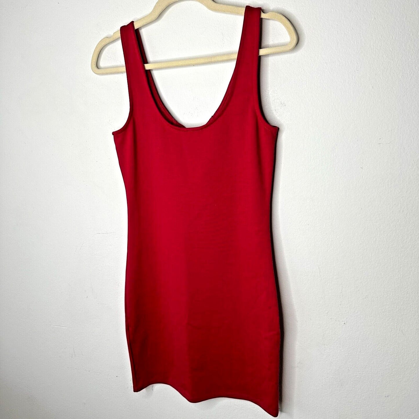 G by Guess Red Bodycon Silver Embellished V-Neck Sleeveless Mini Dress Small