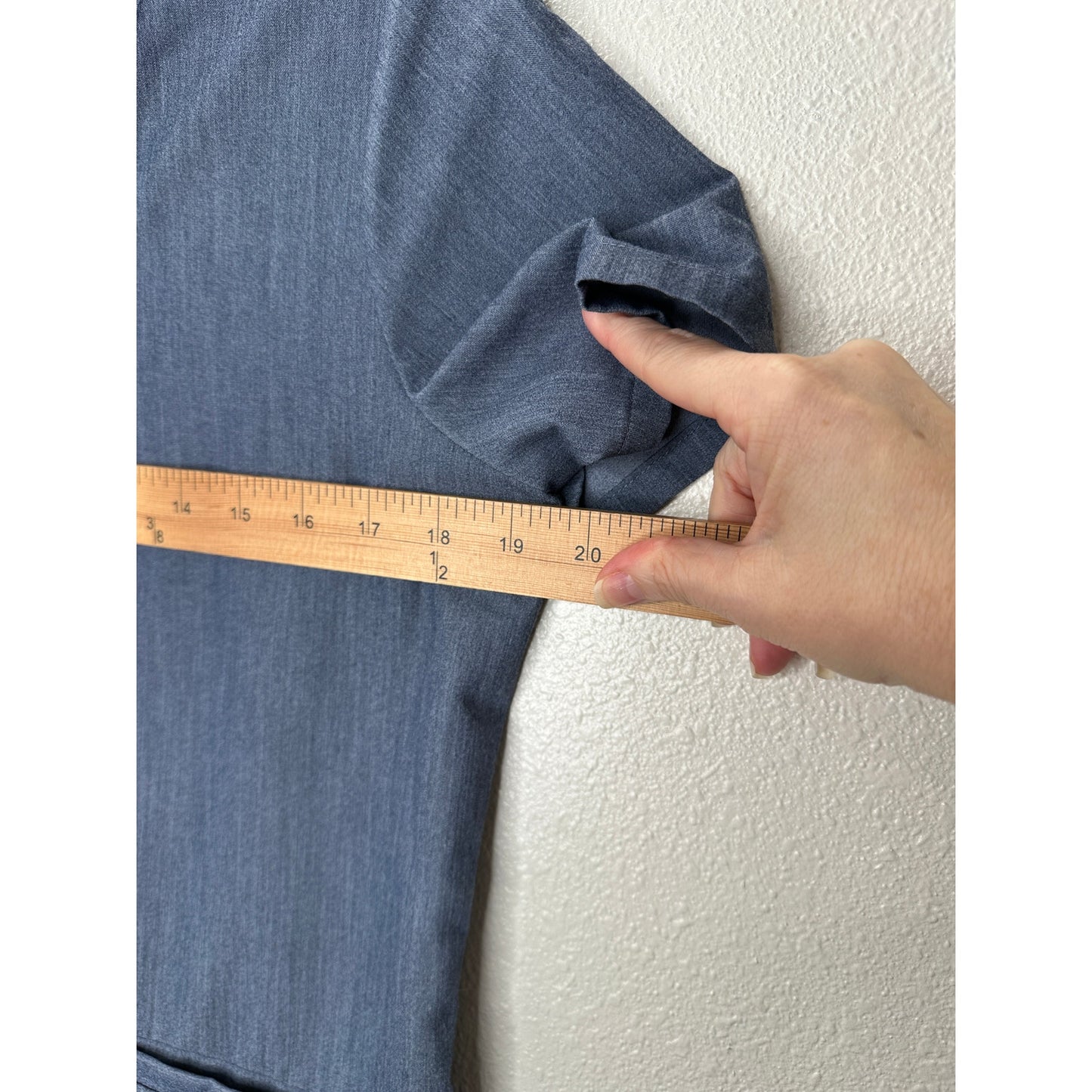 Blue Denim Casma 3 Pocket Classic Fit V-Neck Scrub Top S