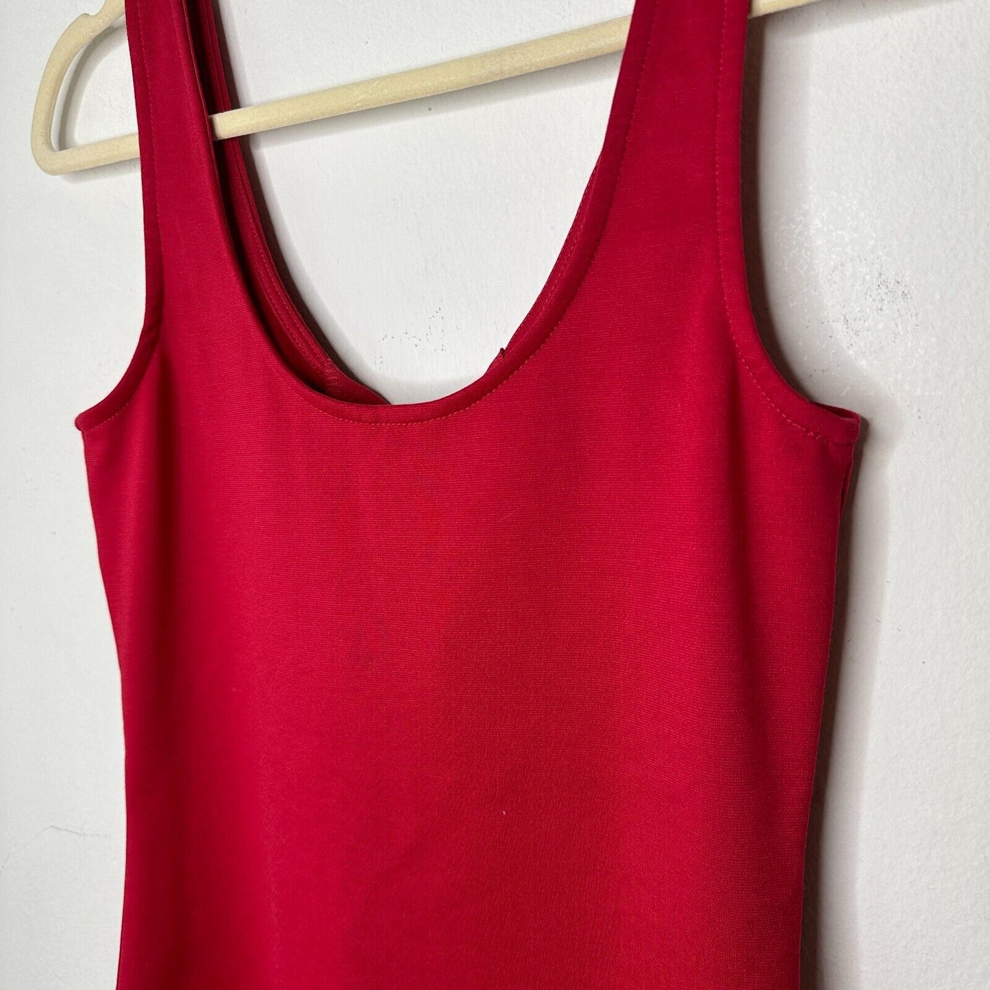 G by Guess Red Bodycon Silver Embellished V-Neck Sleeveless Mini Dress Small