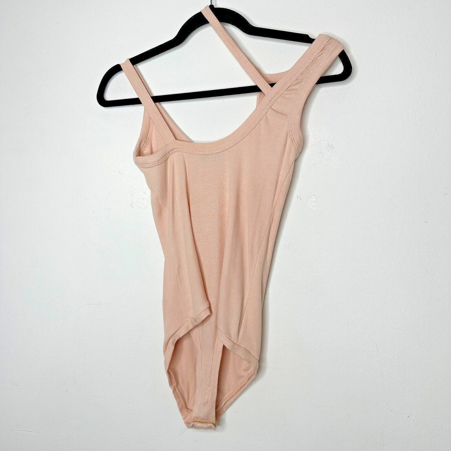 Alix NYC Tan Allen Asymetrical Scoop Neckline Sleeveless Ribbed Knit Bodysuit SM