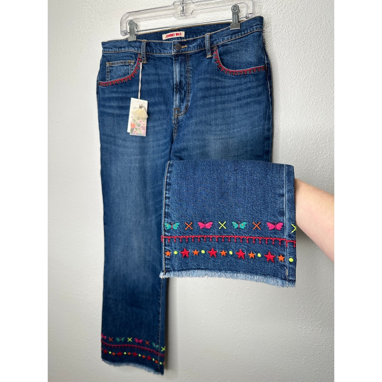 NWT Johnny Was Avery Cropped Baby Boot Mid Rise Slim Fit Jean 32