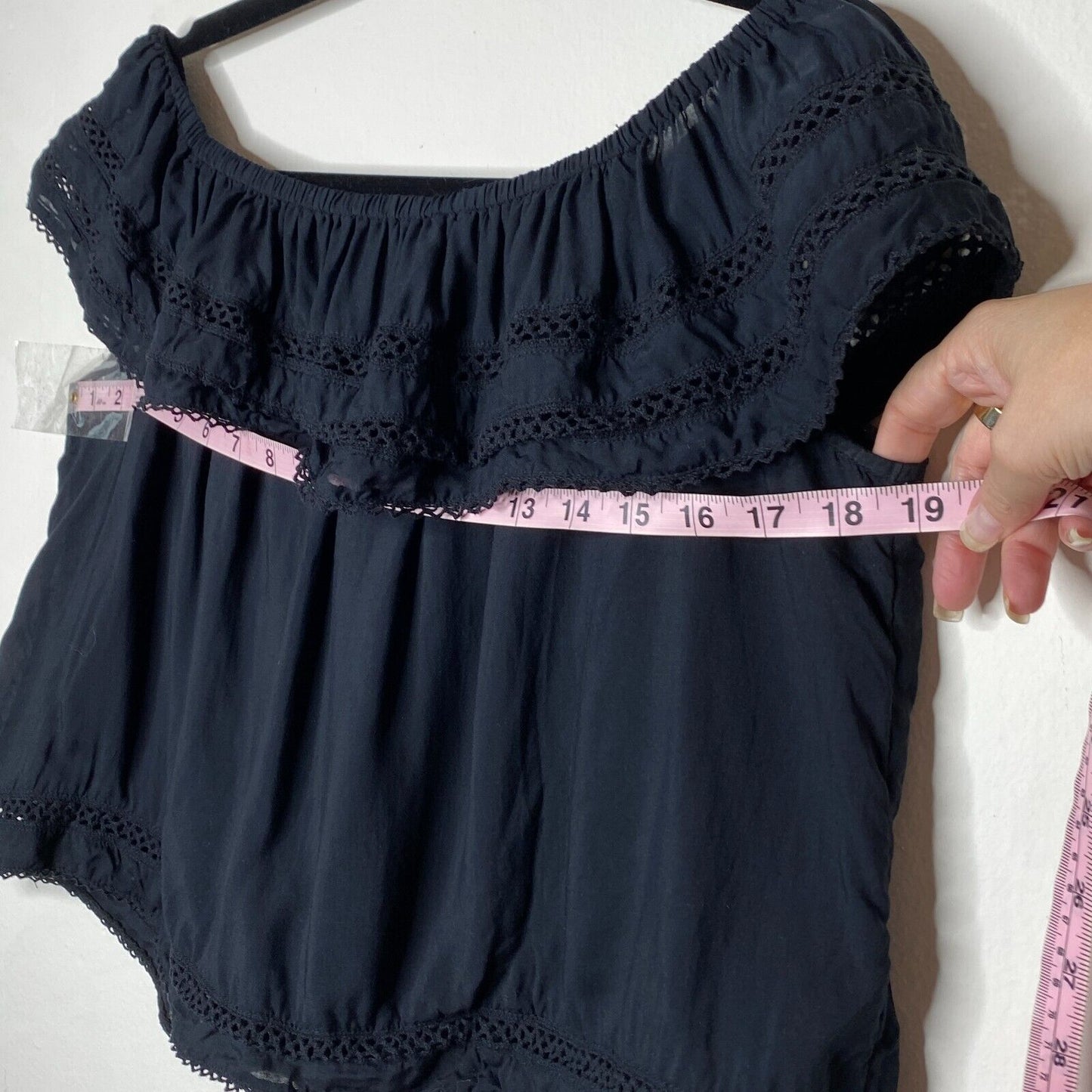 Aritzia Wilfred Hollande Black Off Shoulder Crochet Ruffle Crop Boho Blouse XS