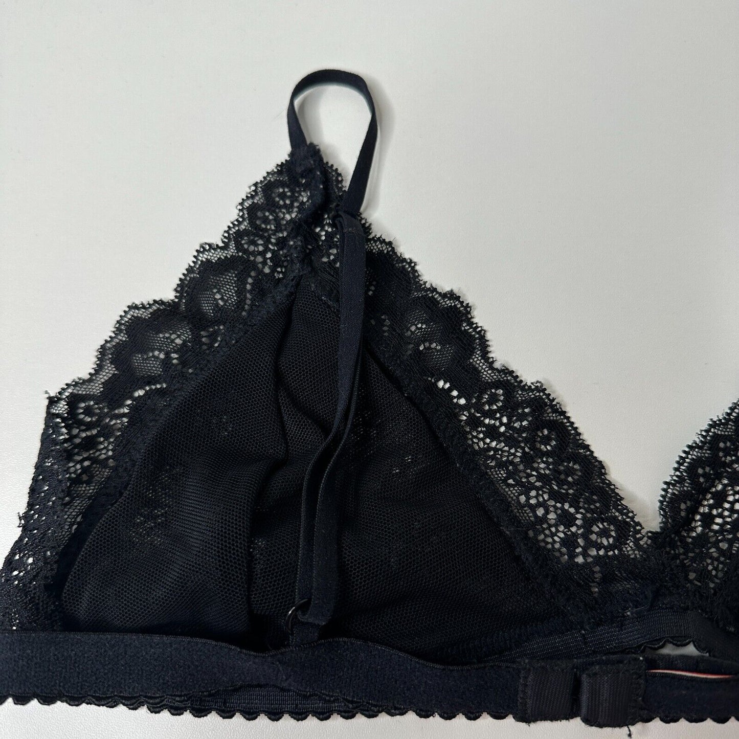 Aritzia Talula Monterey Bralette Sexy Black Convertible Design Soft Lace Medium