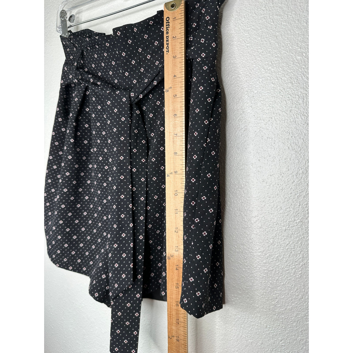Bishop + Young Serafina Shorts Black Red White Positano Print M