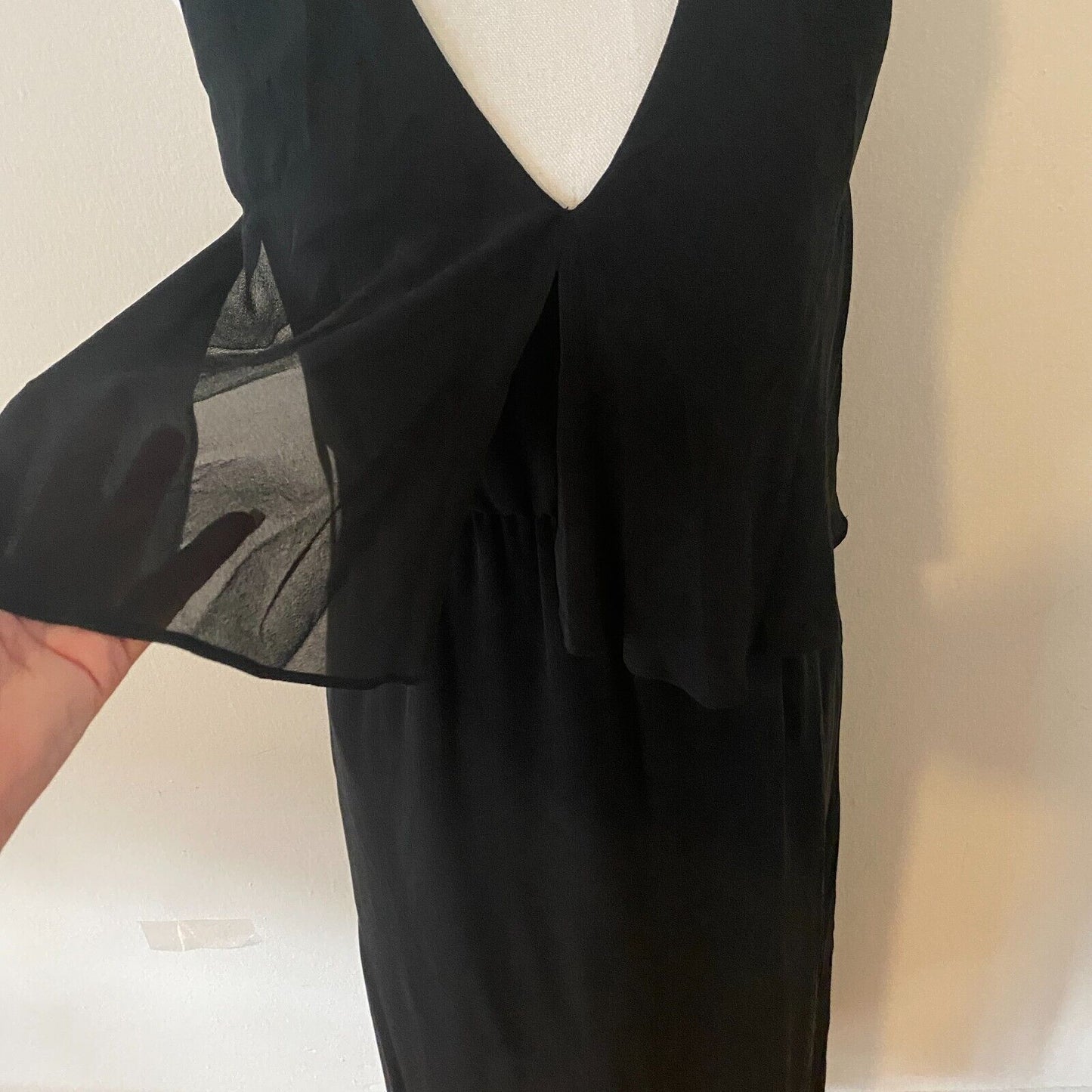 Aritzia Babaton Black SILK Chiffon Flowy V-Neck Crisscross Racerback Maxi Small