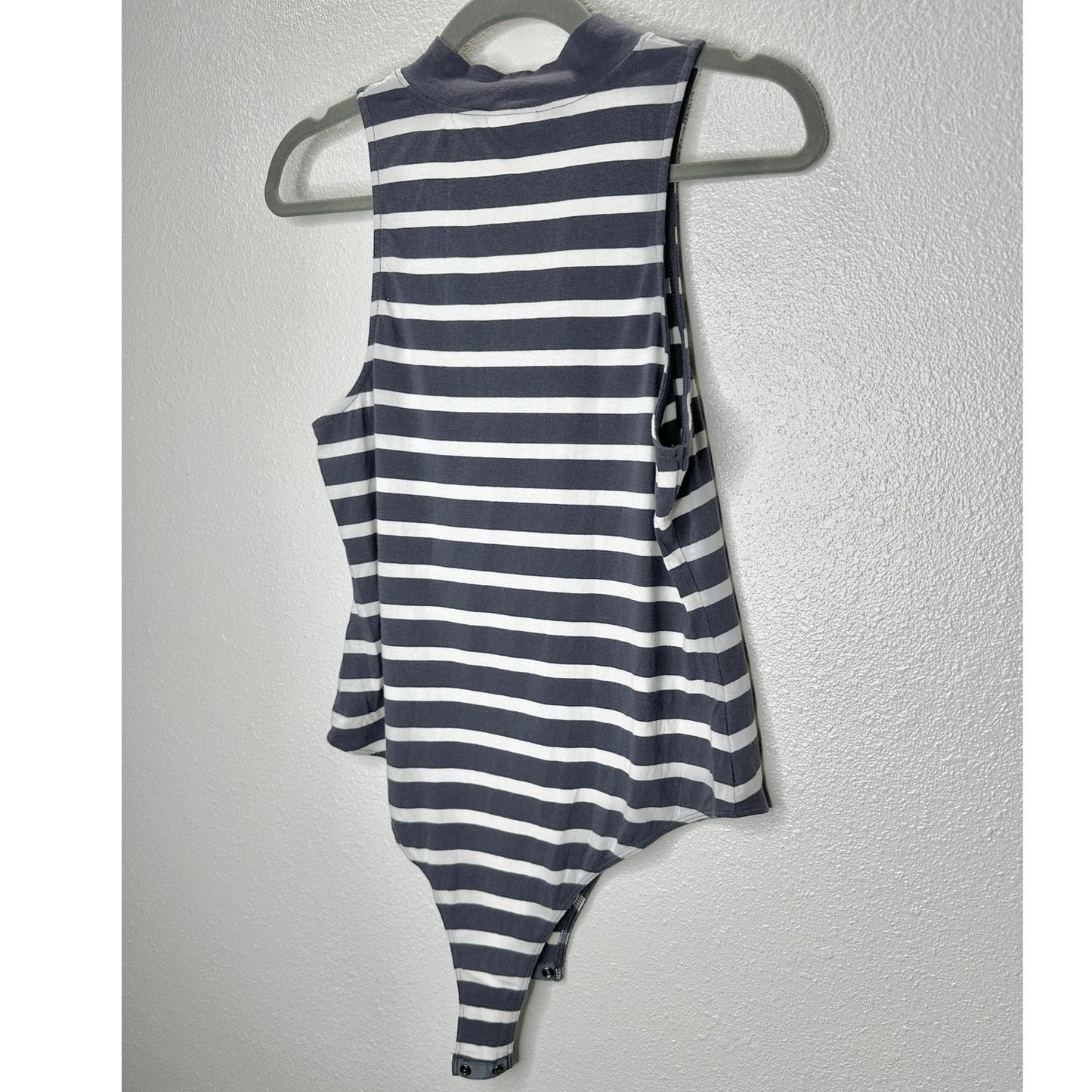 Abound Gray & White Stripe Sleeveless Mock Neck Bodysuit L