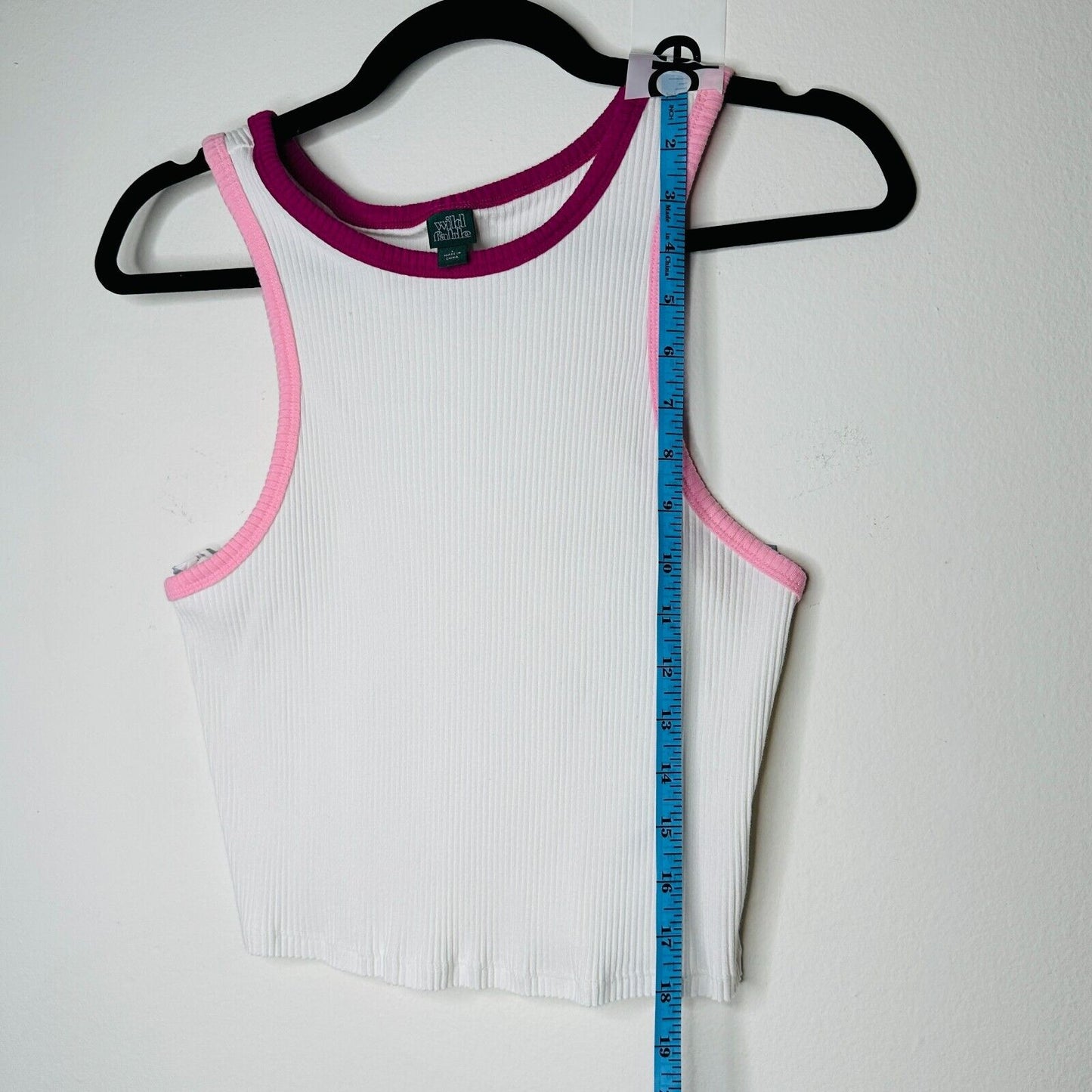 Wild Fable Sassy White Rib Knit Racer Tank Crop Top Pink & Purple Neck Trim L
