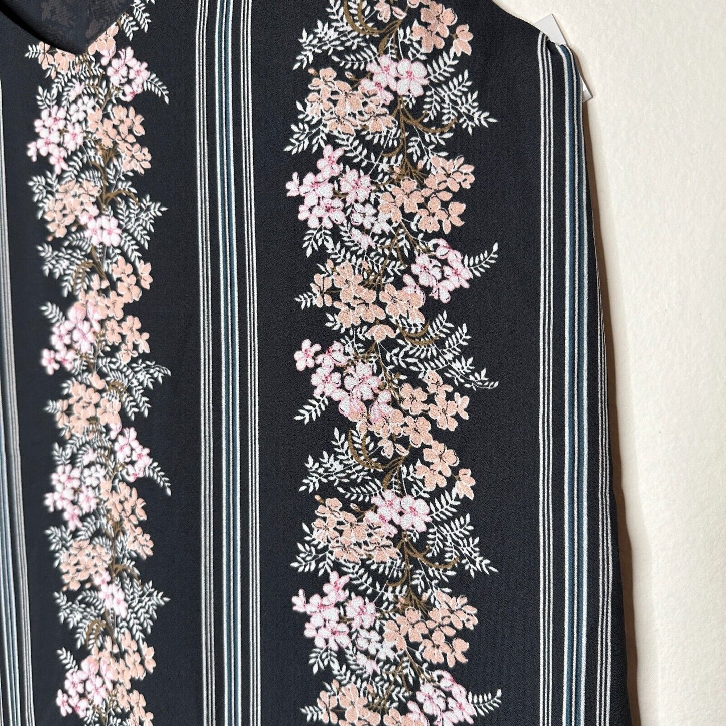 Loft Gray Pink Floral & White Stripe Print VNeck Halter Sleeveless Blouse XSP