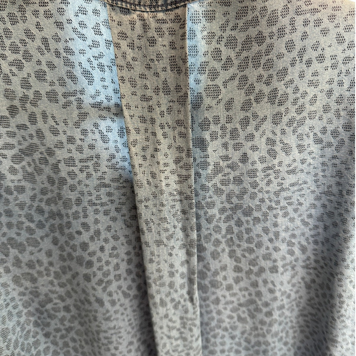 Cloth & Stone Denim Blue Animal Print Button Collared Shirt S