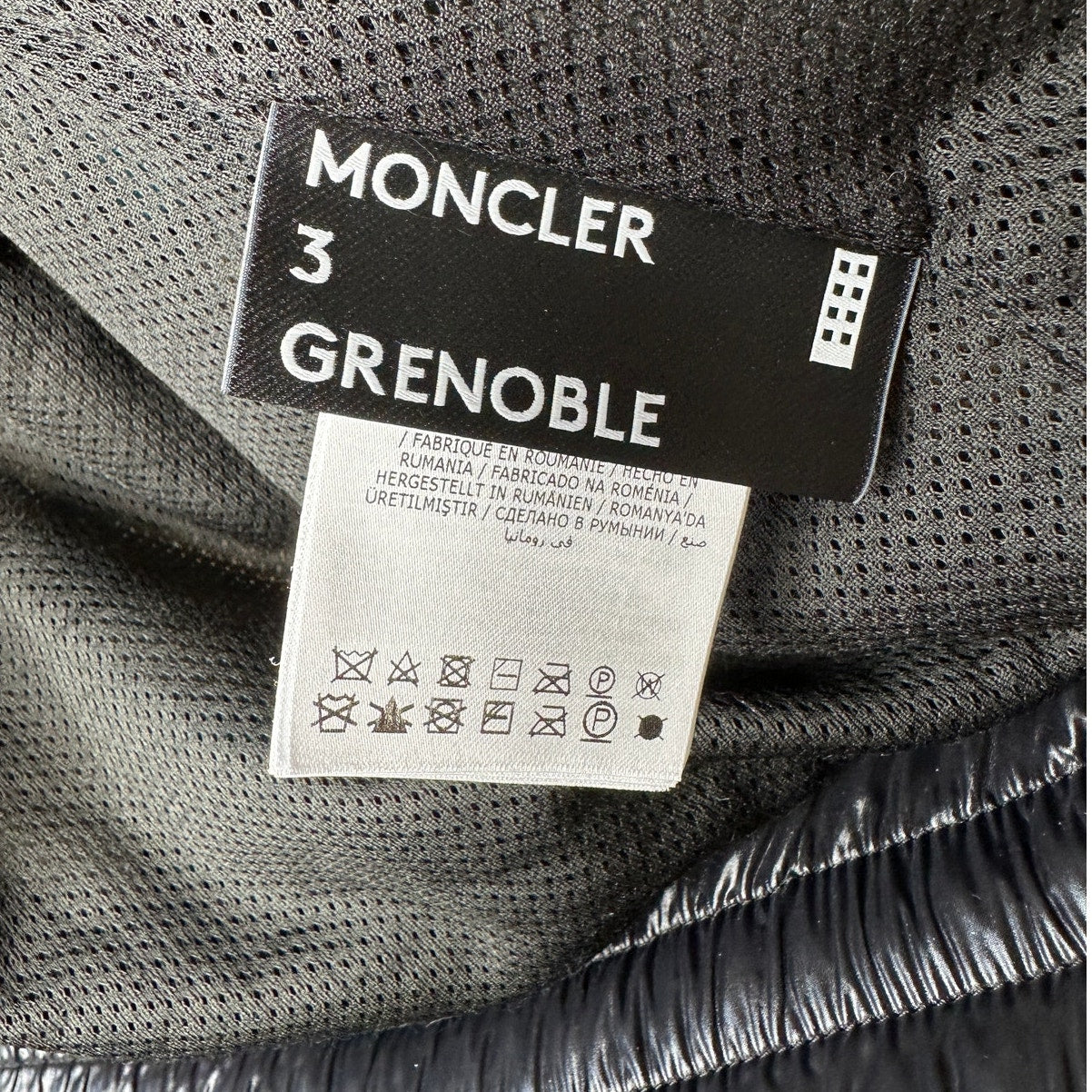 Moncler Grenoble Heart Print Faux Fur Oversized Hoodie Zip Jacket Small