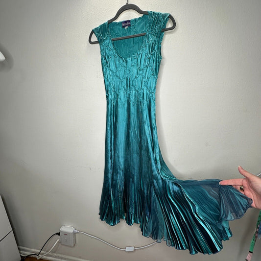 Barcelino Peacock Teal Ombre Sleeveless Crinkle Shimmer Scoop Neck Midi Dress XS