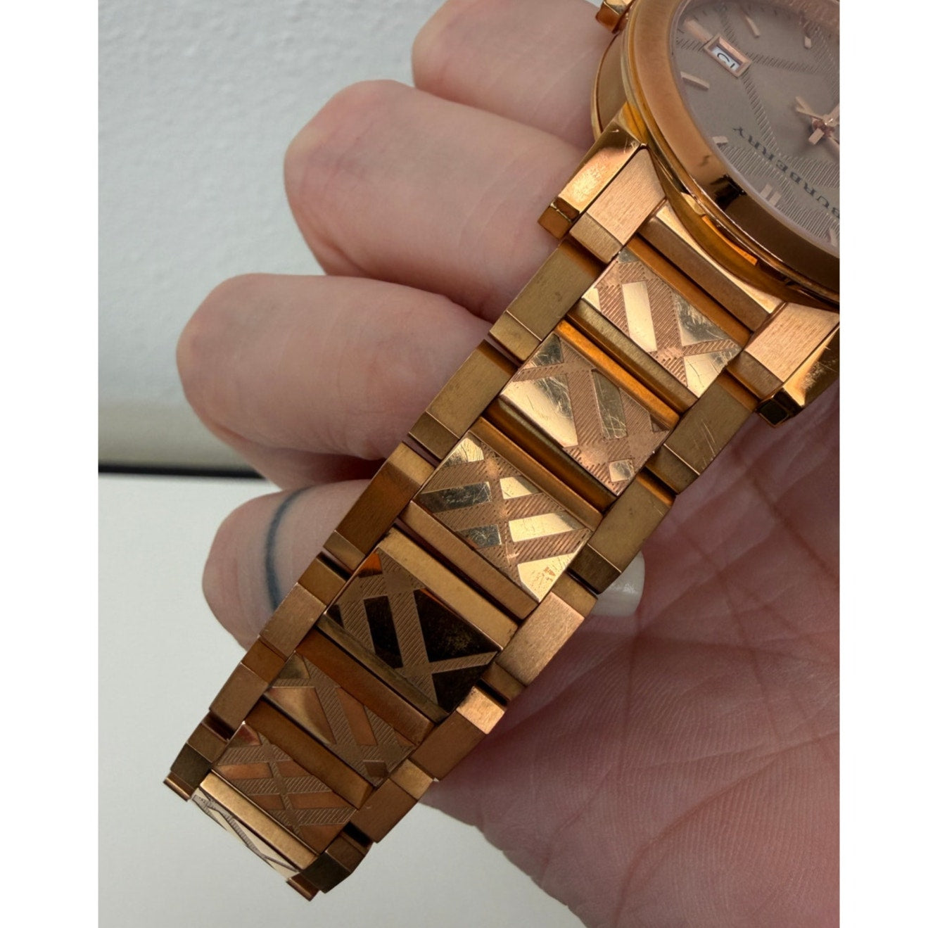 Burberry BU9039 Rose Gold Women's Swiss Quartz Watch