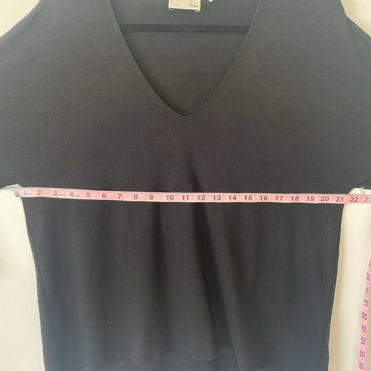 Aritizia Wilfred Free Black Thin Knit V-Neck 3/4 Sleeve Boxy Sweater Jumper M