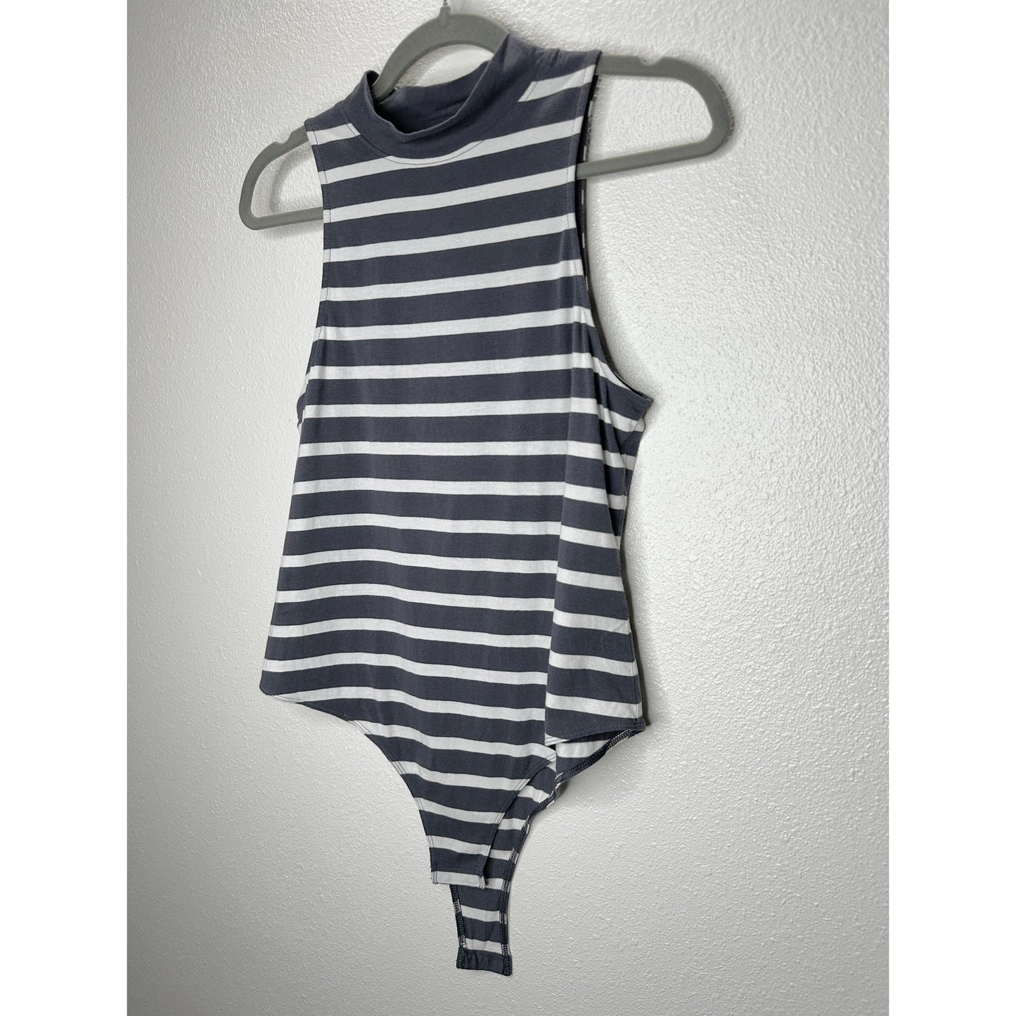 Abound Gray & White Stripe Sleeveless Mock Neck Bodysuit L