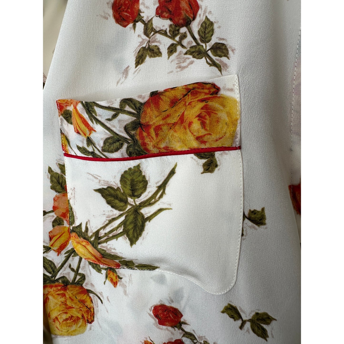 Alexander McQueen Cream Multi Color Floral Long Sleeve Button Pajama Top 44 / M